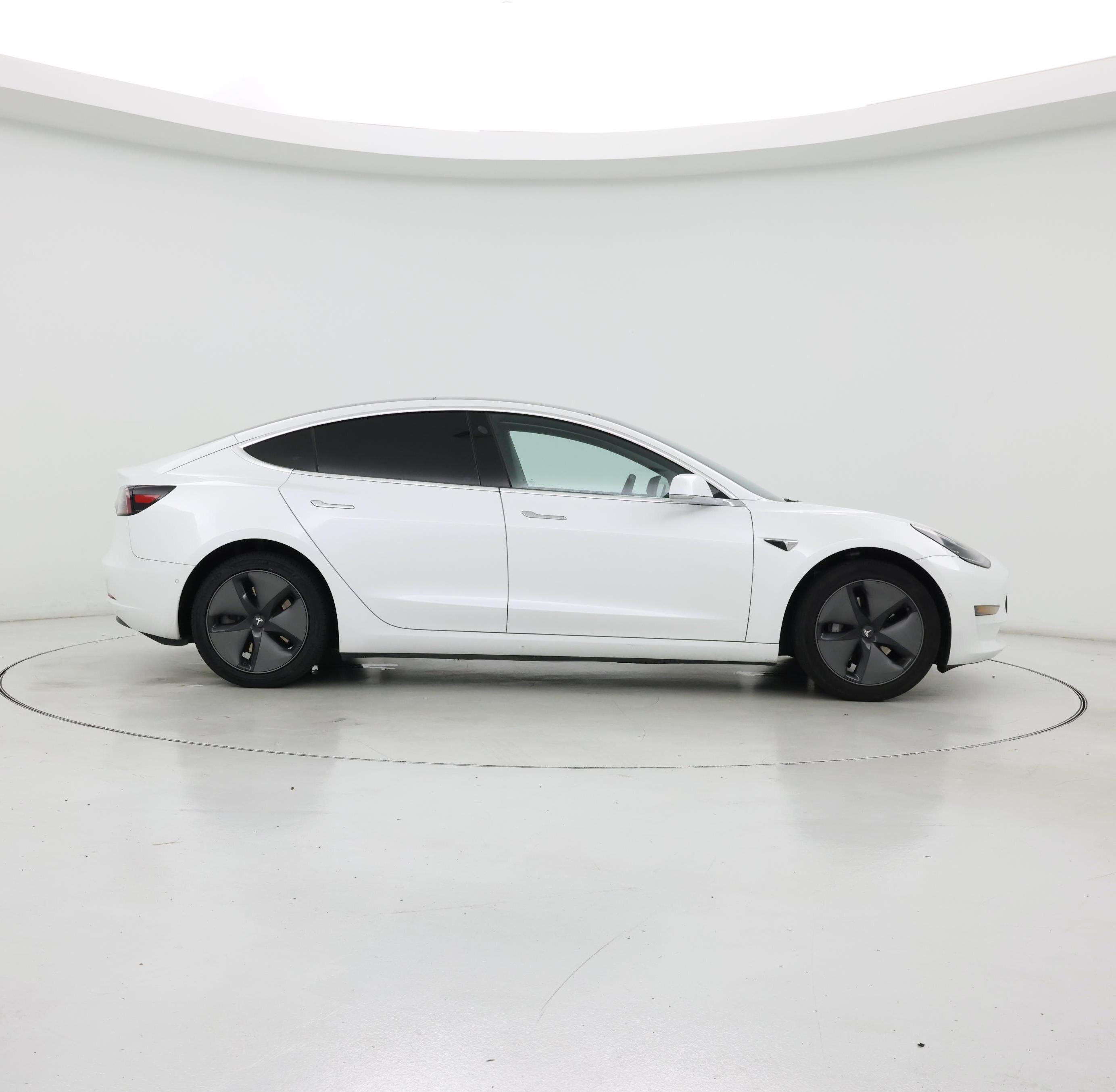 Thumbnail: 2019 Tesla Model 3 - 7