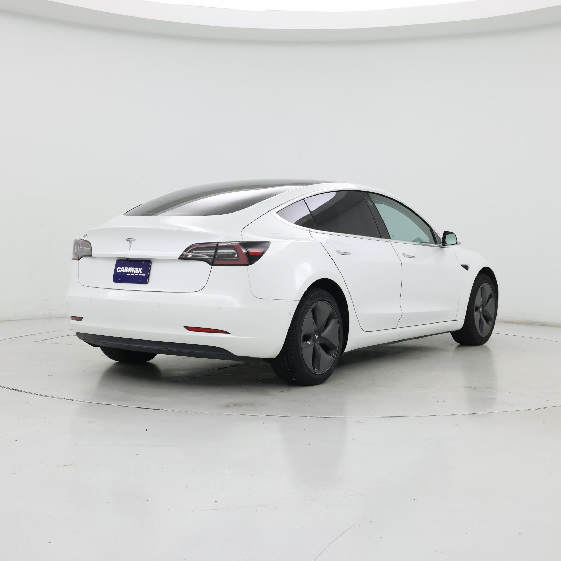 Thumbnail: 2019 Tesla Model 3 - 8