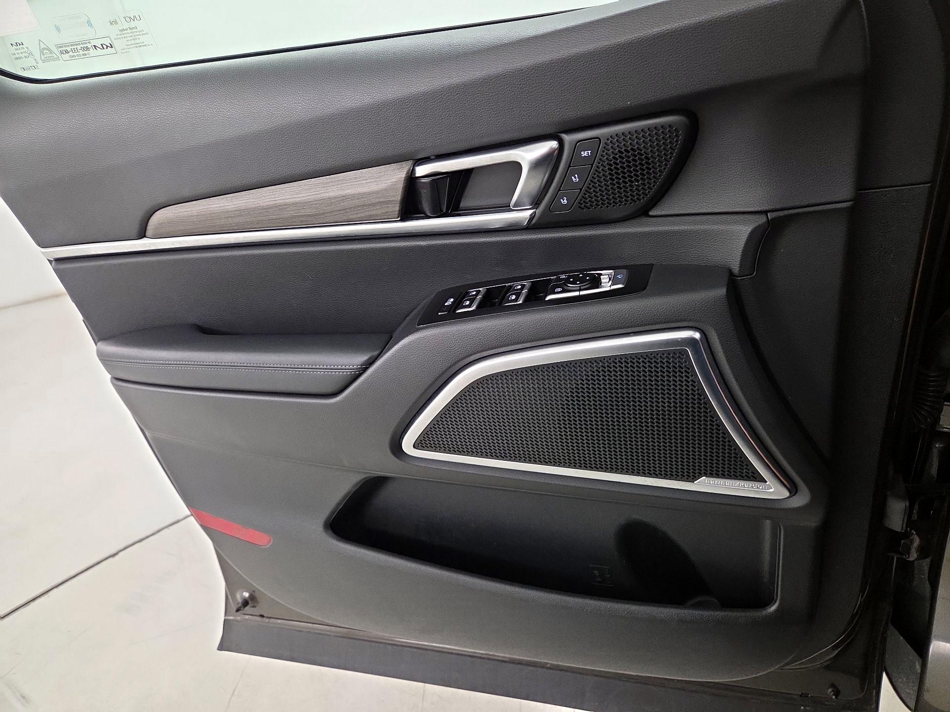 Thumbnail: 2022 Kia Telluride - 12