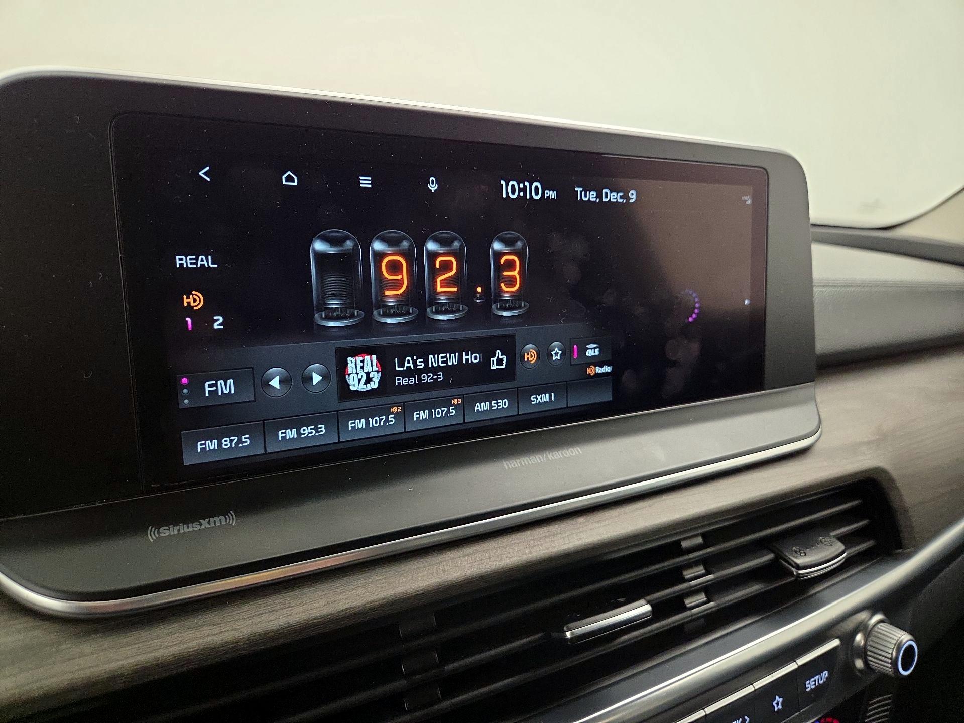 Thumbnail: 2022 Kia Telluride - 16