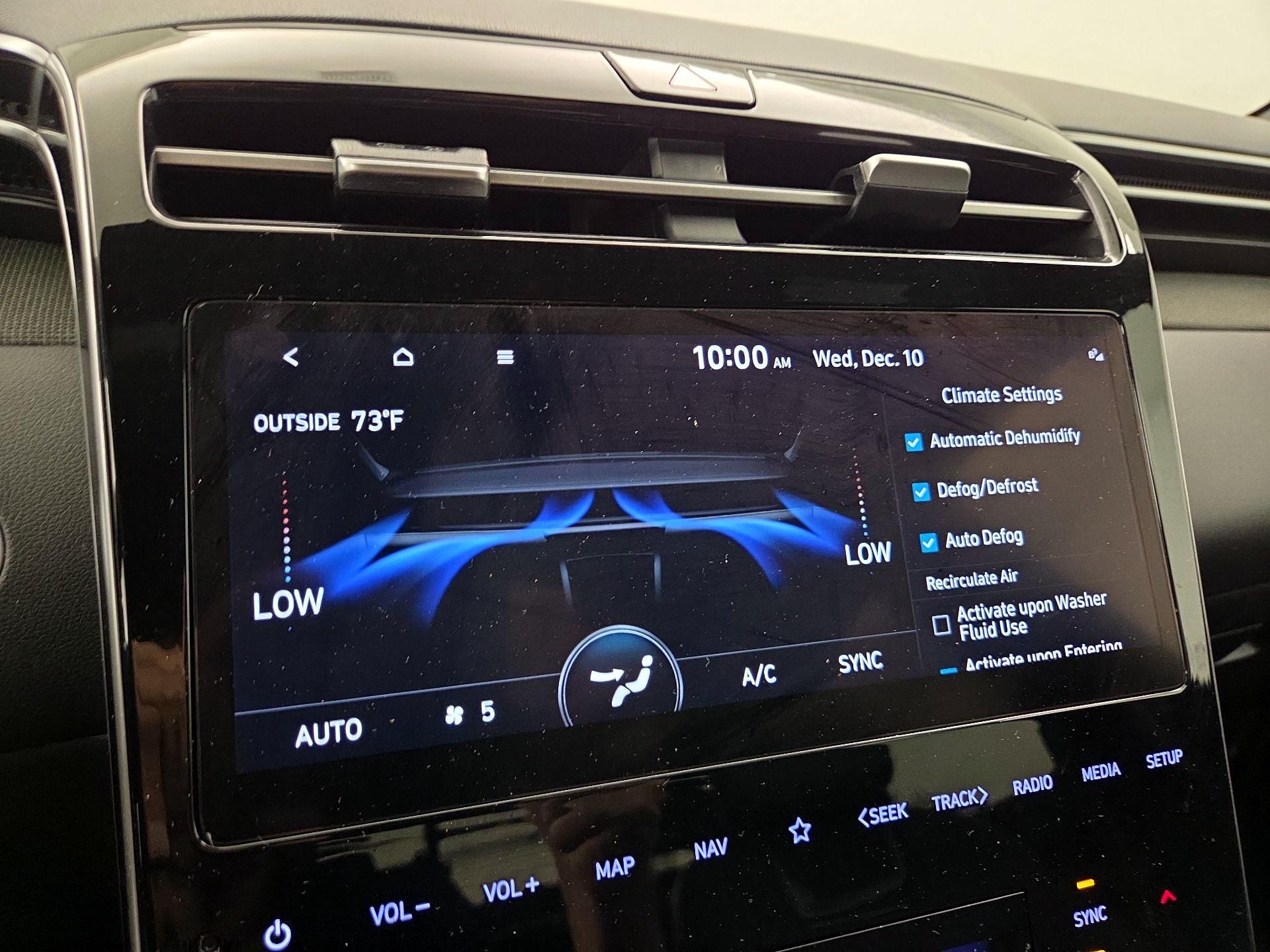 Thumbnail: 2023 Hyundai Santa Cruz - 17