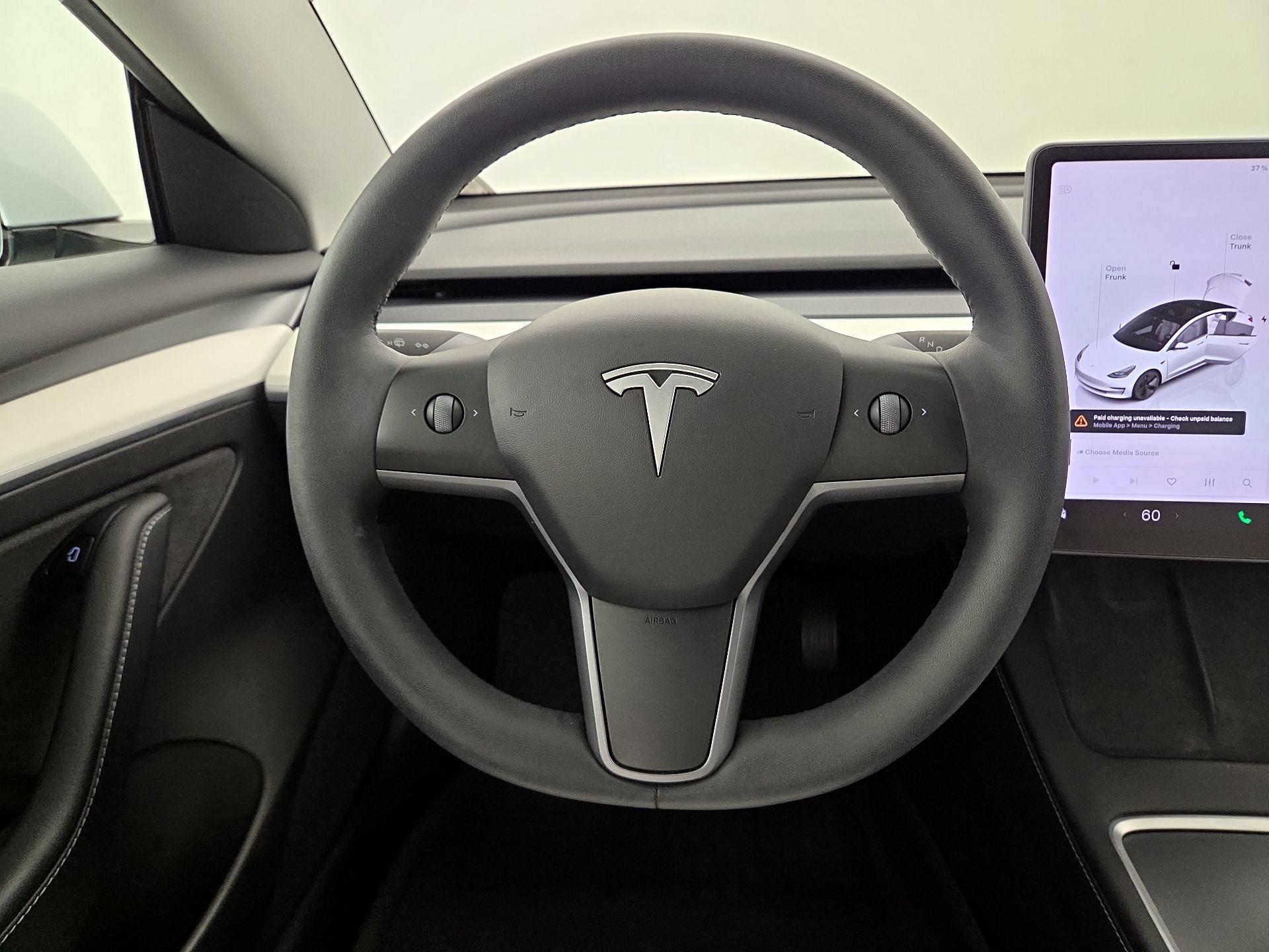 Thumbnail: 2022 Tesla Model 3 - 10