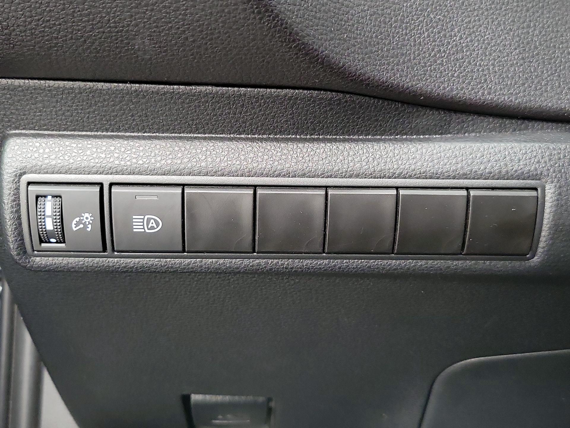 Thumbnail: 2024 Toyota Corolla - 13