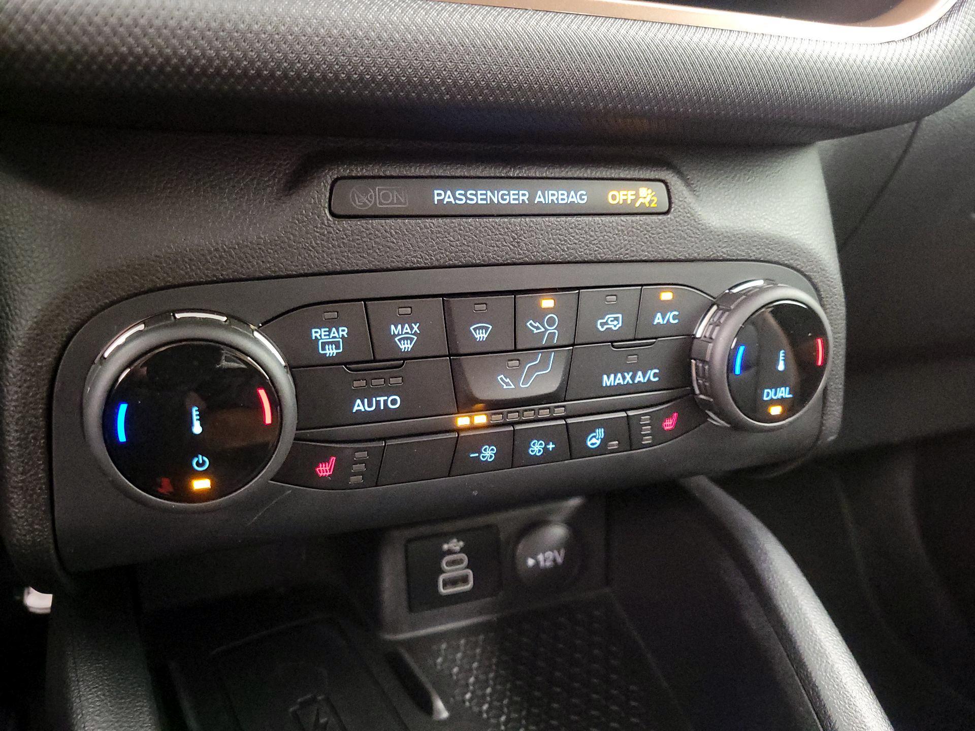 Thumbnail: 2024 Ford Bronco Sport - 17