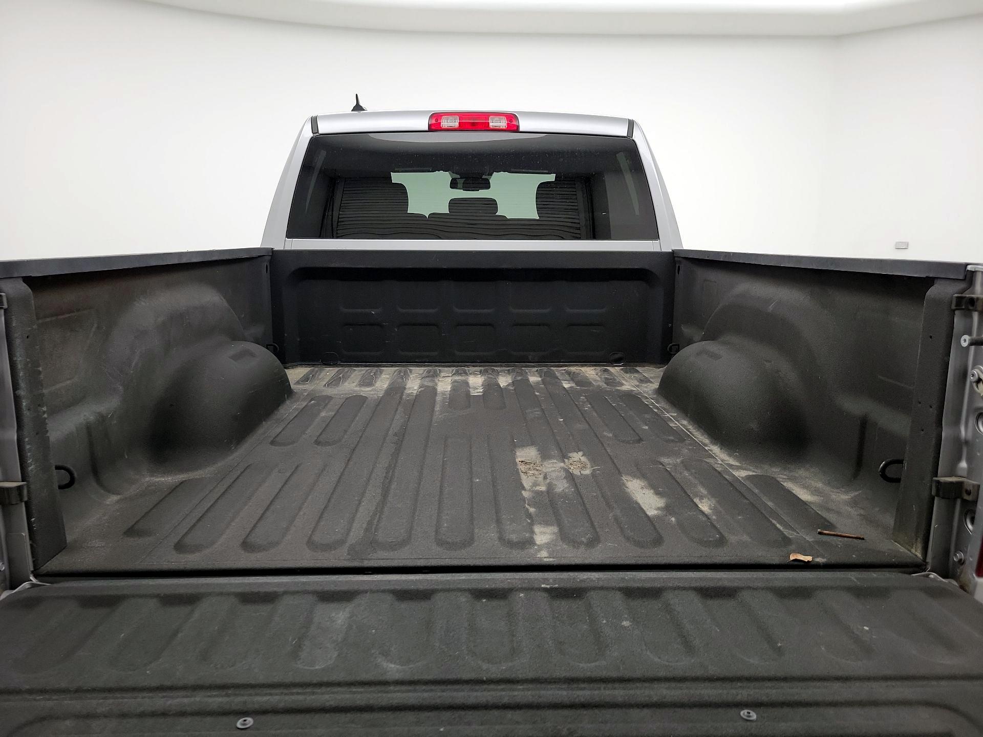 Thumbnail: 2021 RAM 1500 Classic - 20