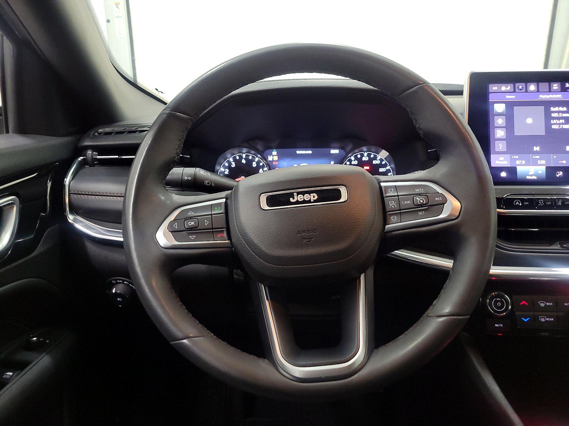 Thumbnail: 2023 Jeep Compass - 10