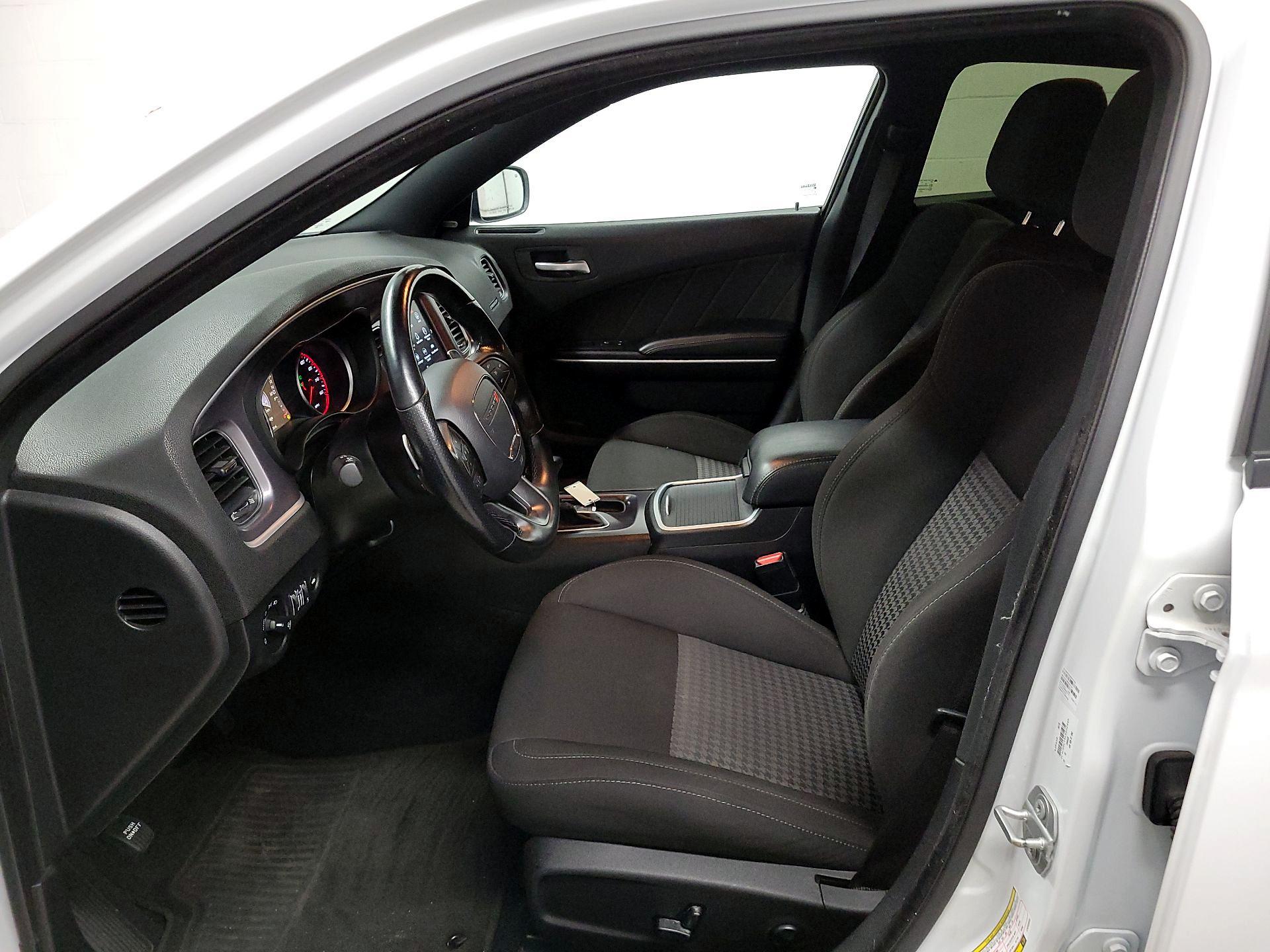 Thumbnail: 2020 Dodge Charger - 11