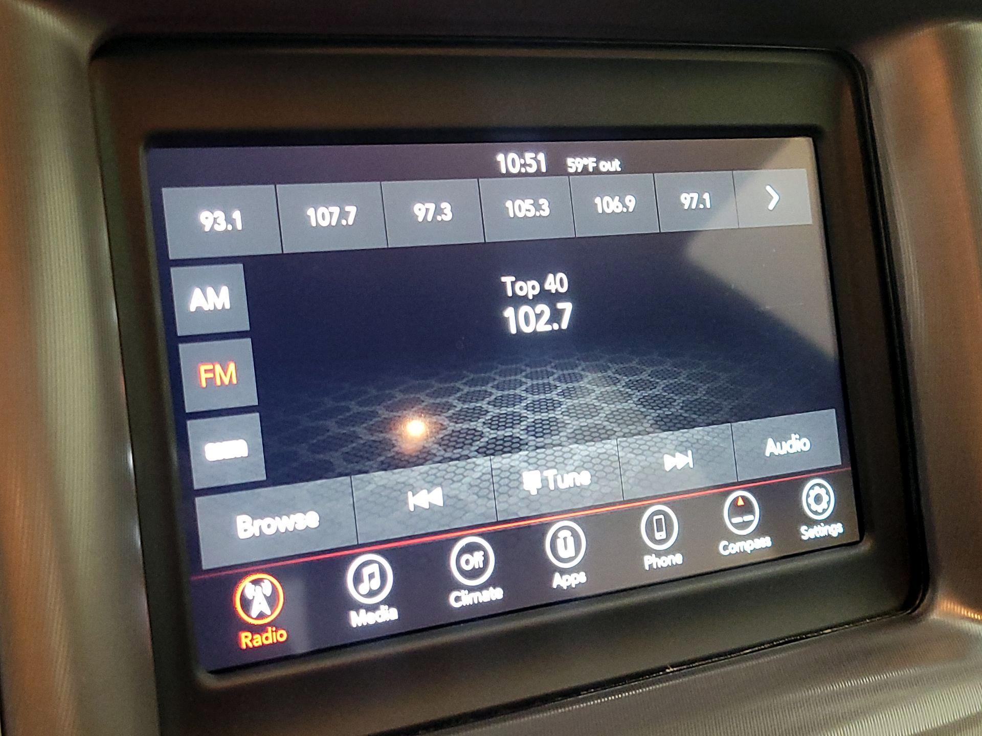 Thumbnail: 2022 Dodge Charger - 15