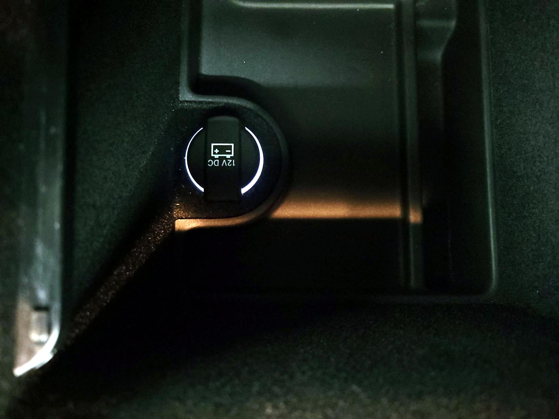 Thumbnail: 2022 Dodge Charger - 18