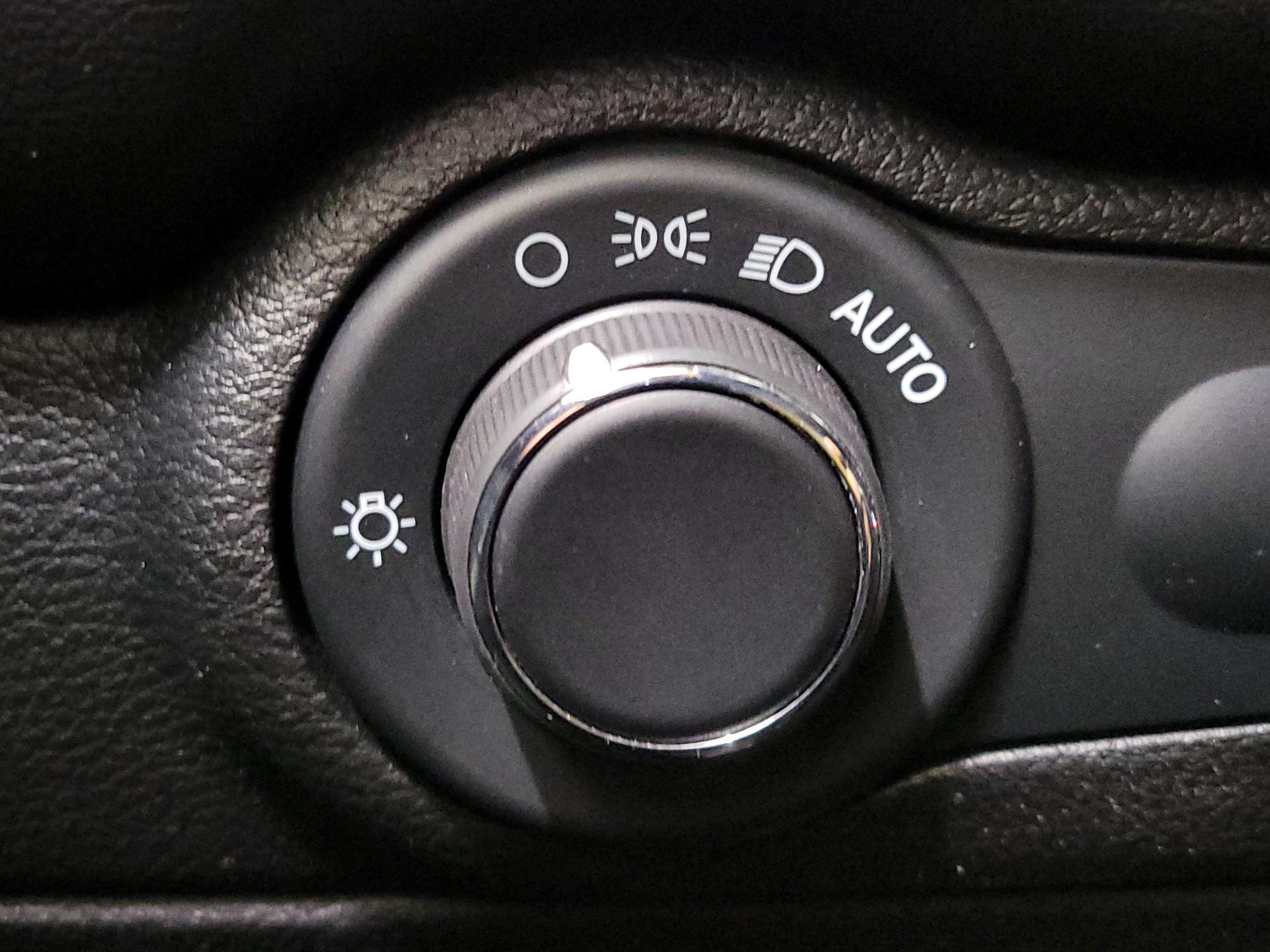 Thumbnail: 2023 Dodge Durango - 13