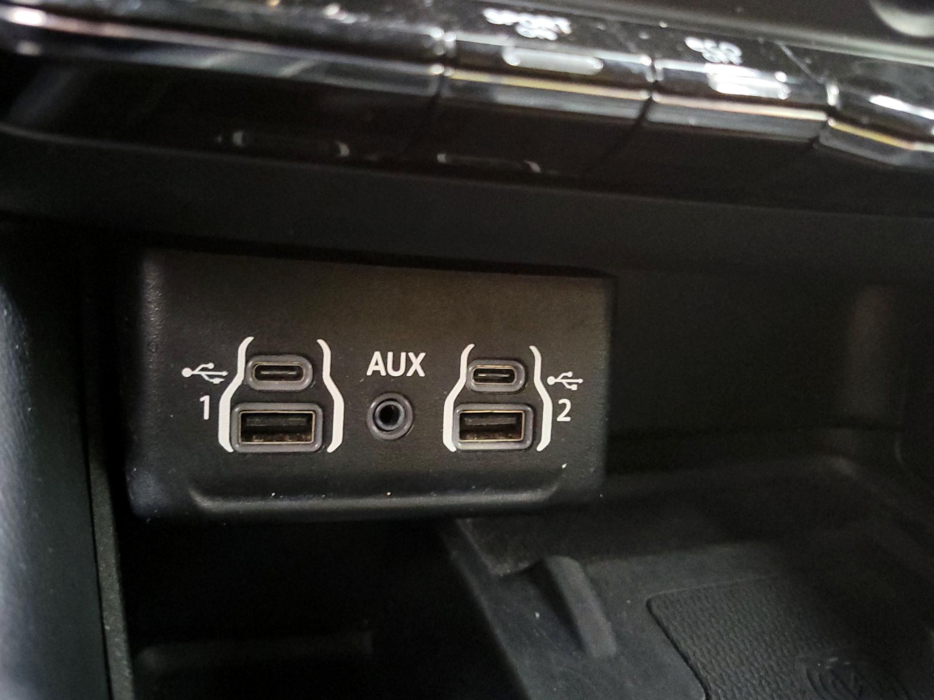 Thumbnail: 2023 Dodge Durango - 19