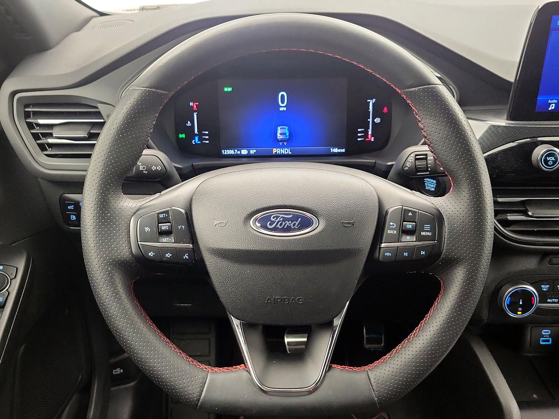 Thumbnail: 2023 Ford Escape - 10