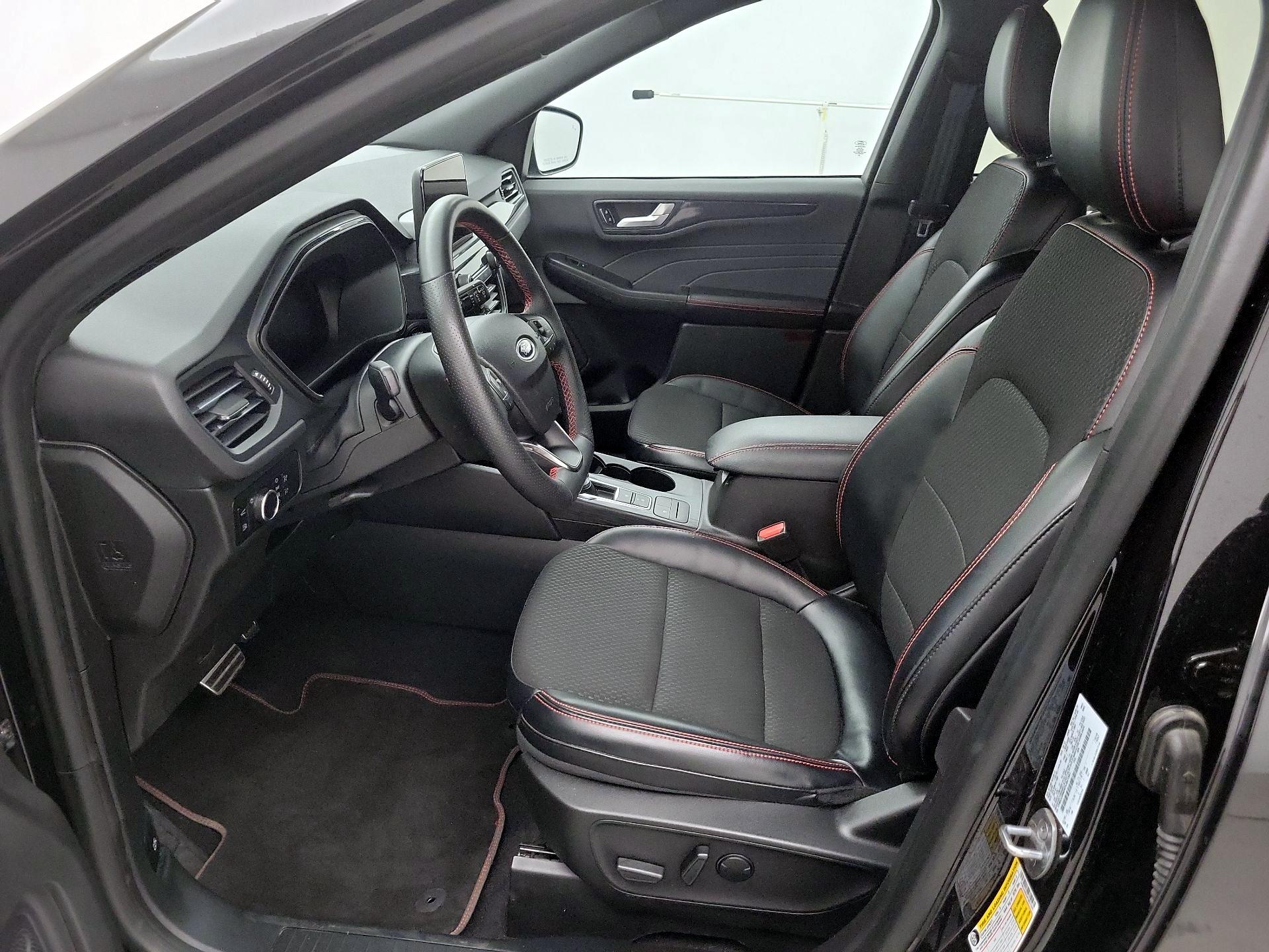 Thumbnail: 2023 Ford Escape - 11