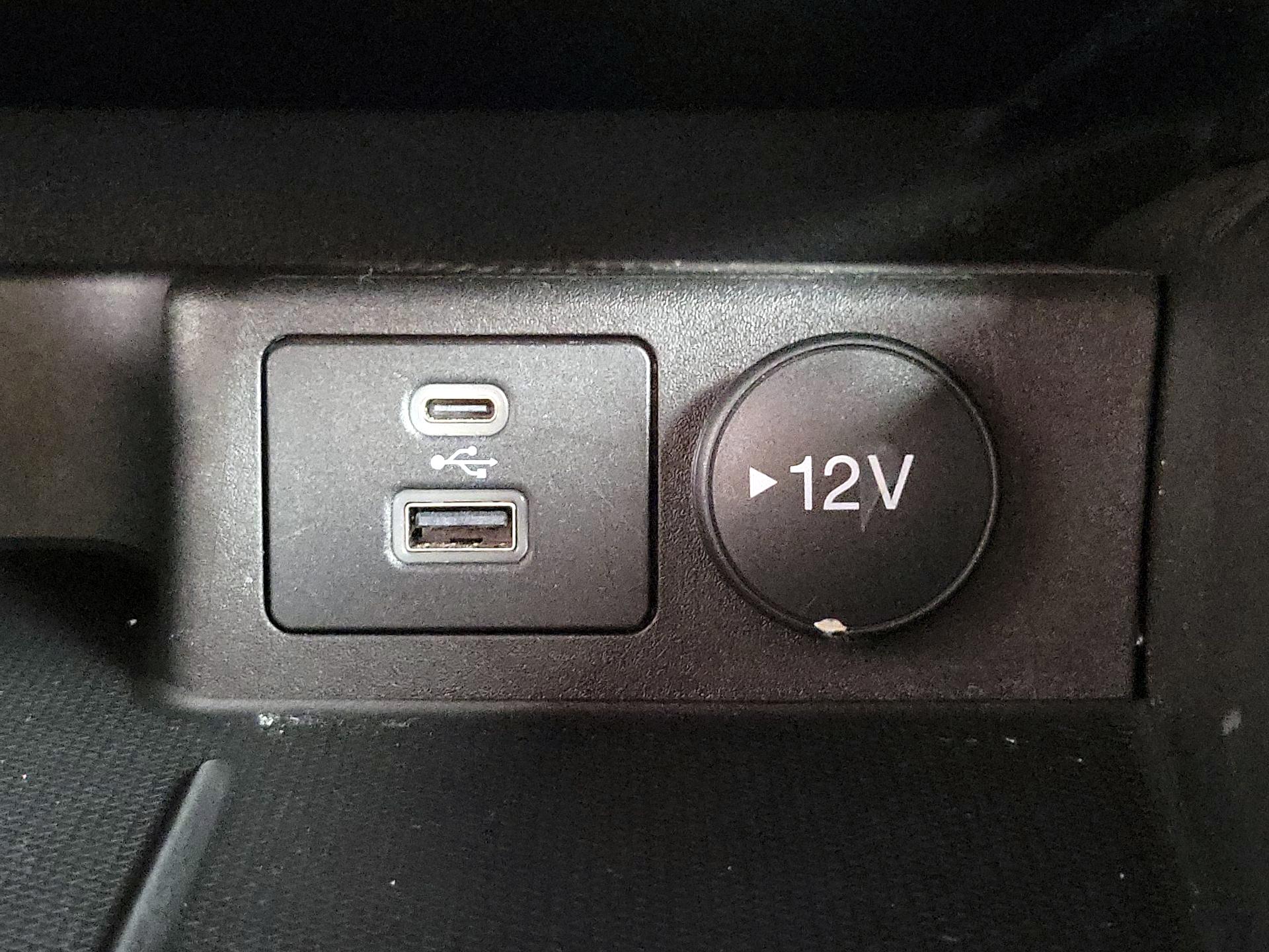 Thumbnail: 2023 Ford Escape - 18