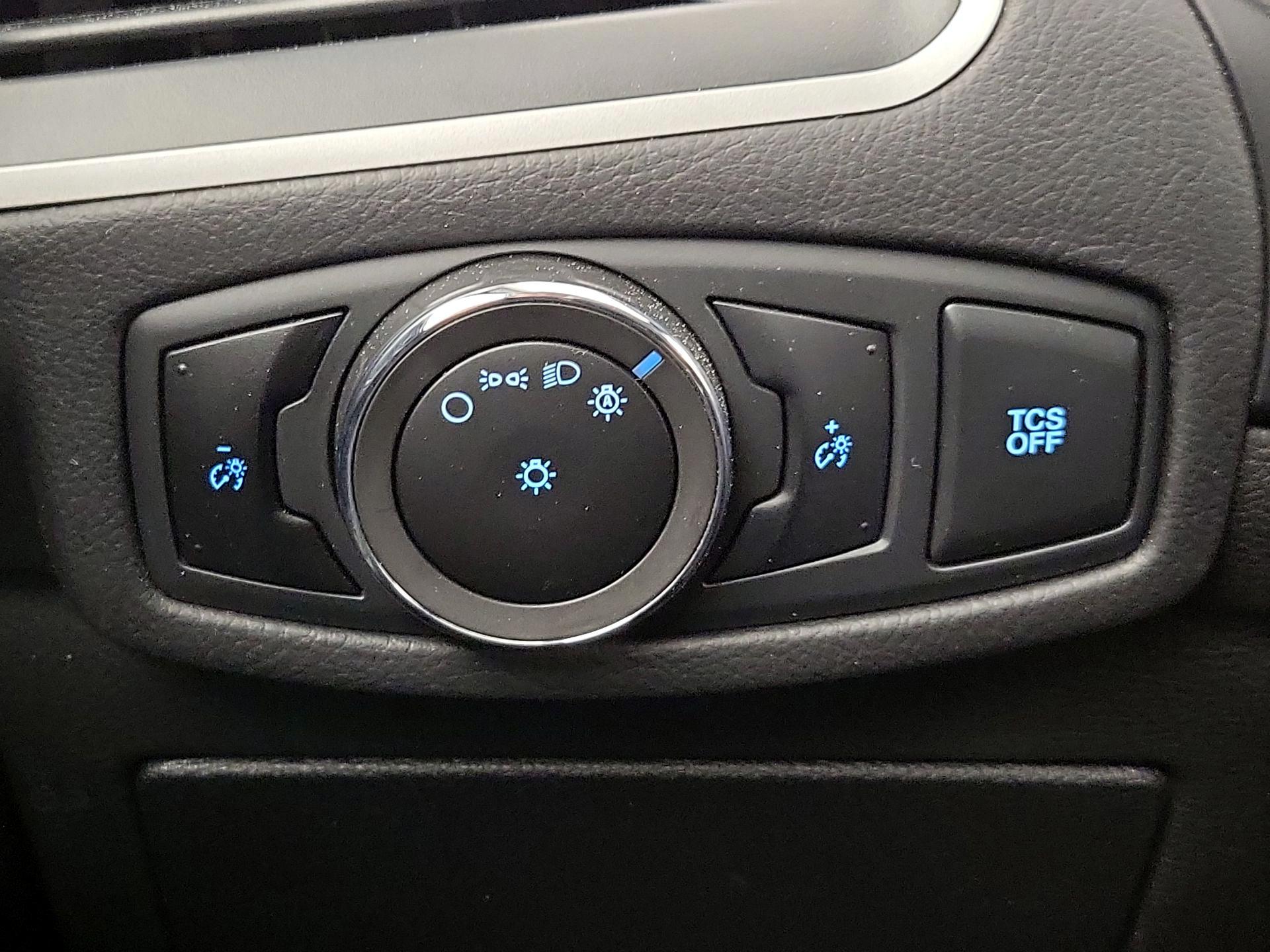 Thumbnail: 2023 Ford Edge - 13