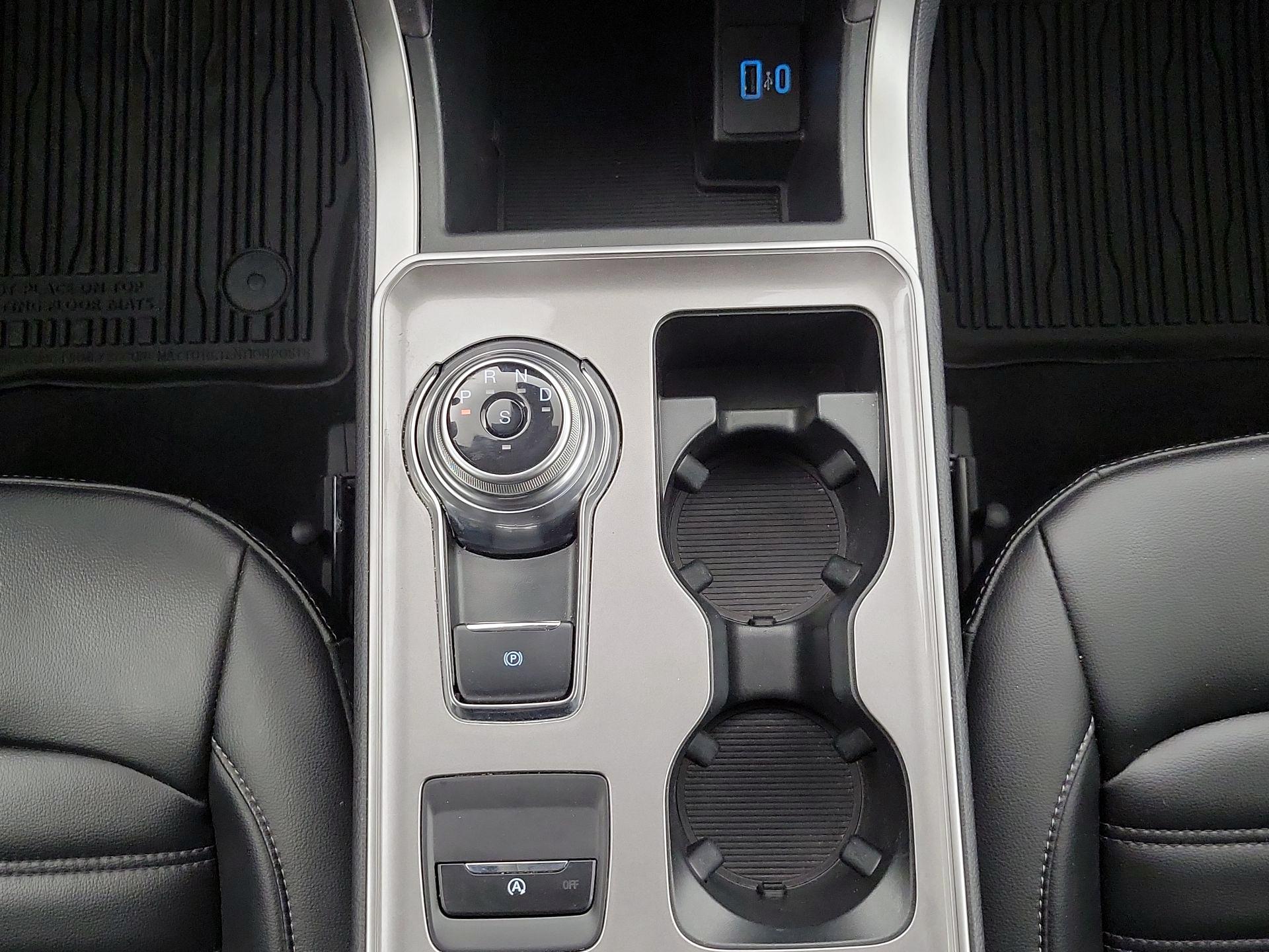 Thumbnail: 2023 Ford Edge - 17