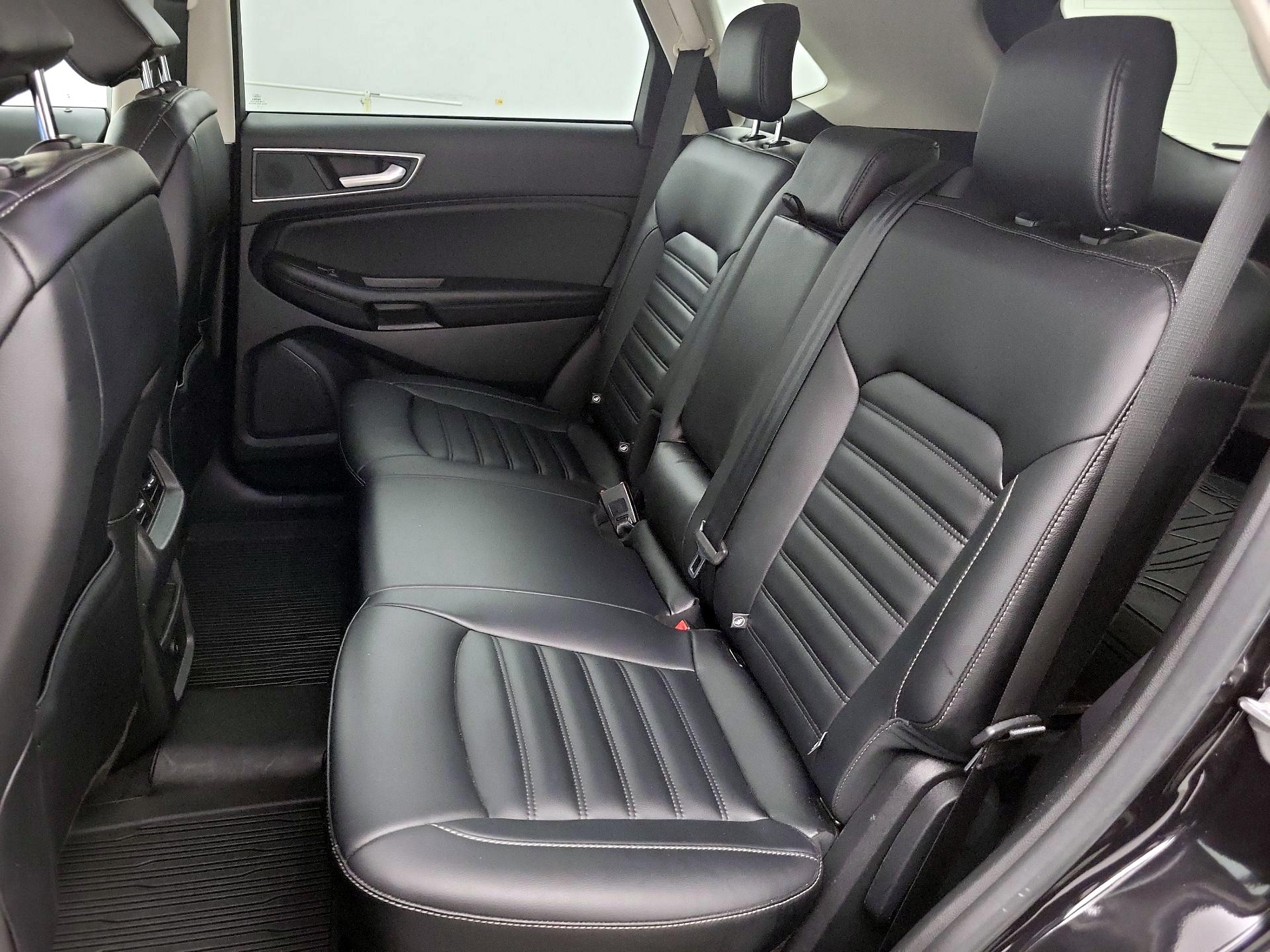 Thumbnail: 2023 Ford Edge - 19