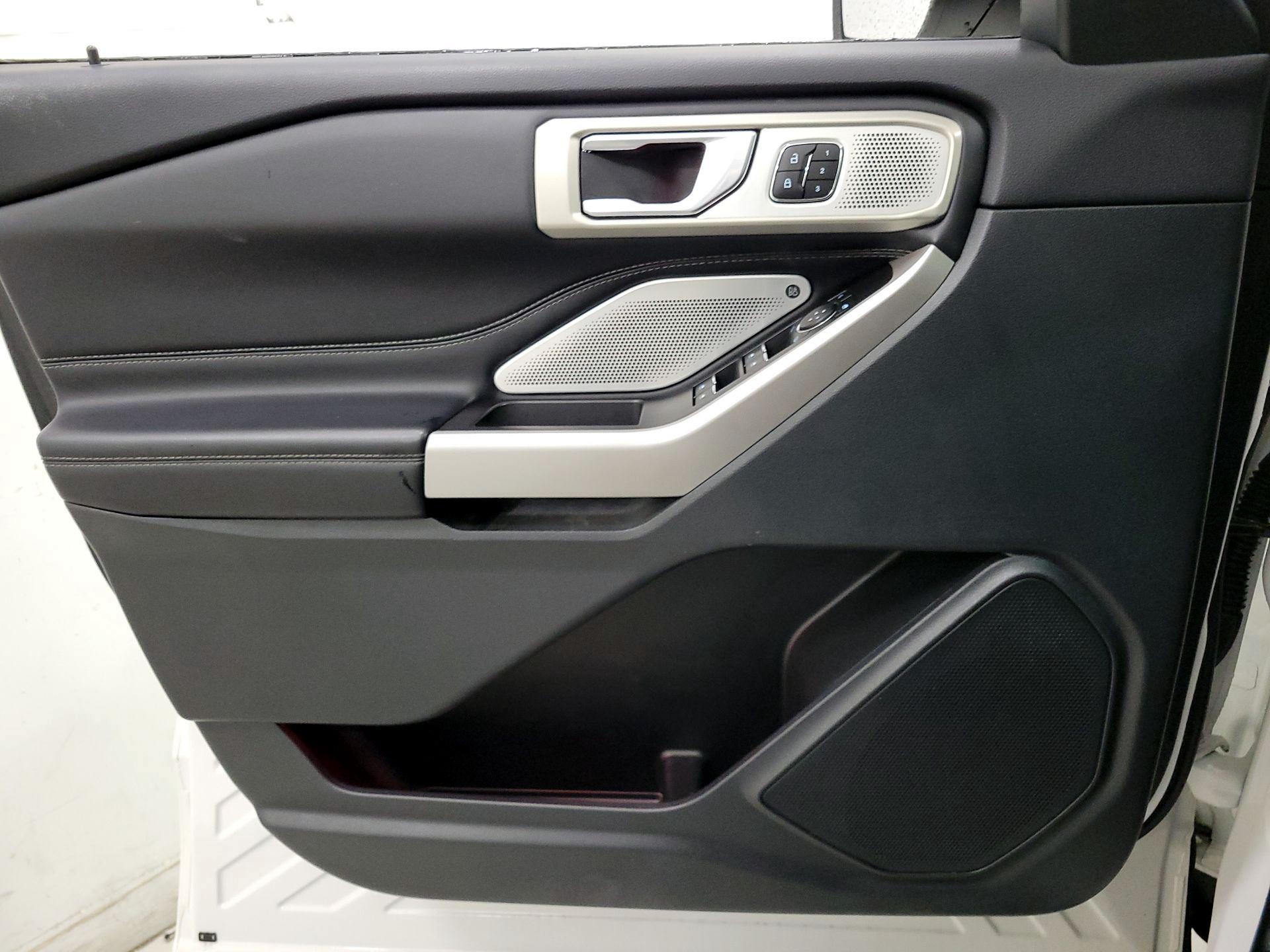 Thumbnail: 2023 Ford Explorer - 12