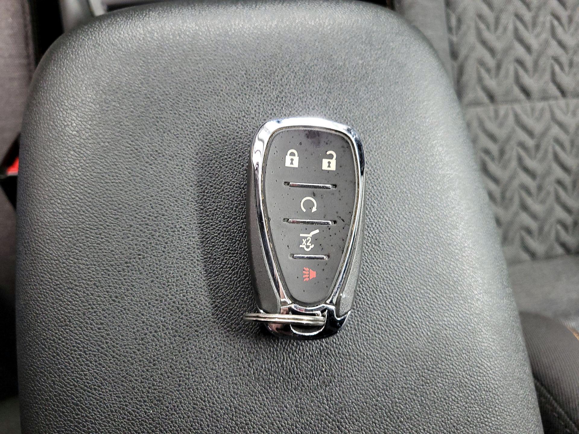 Thumbnail: 2022 Chevrolet Equinox - 19