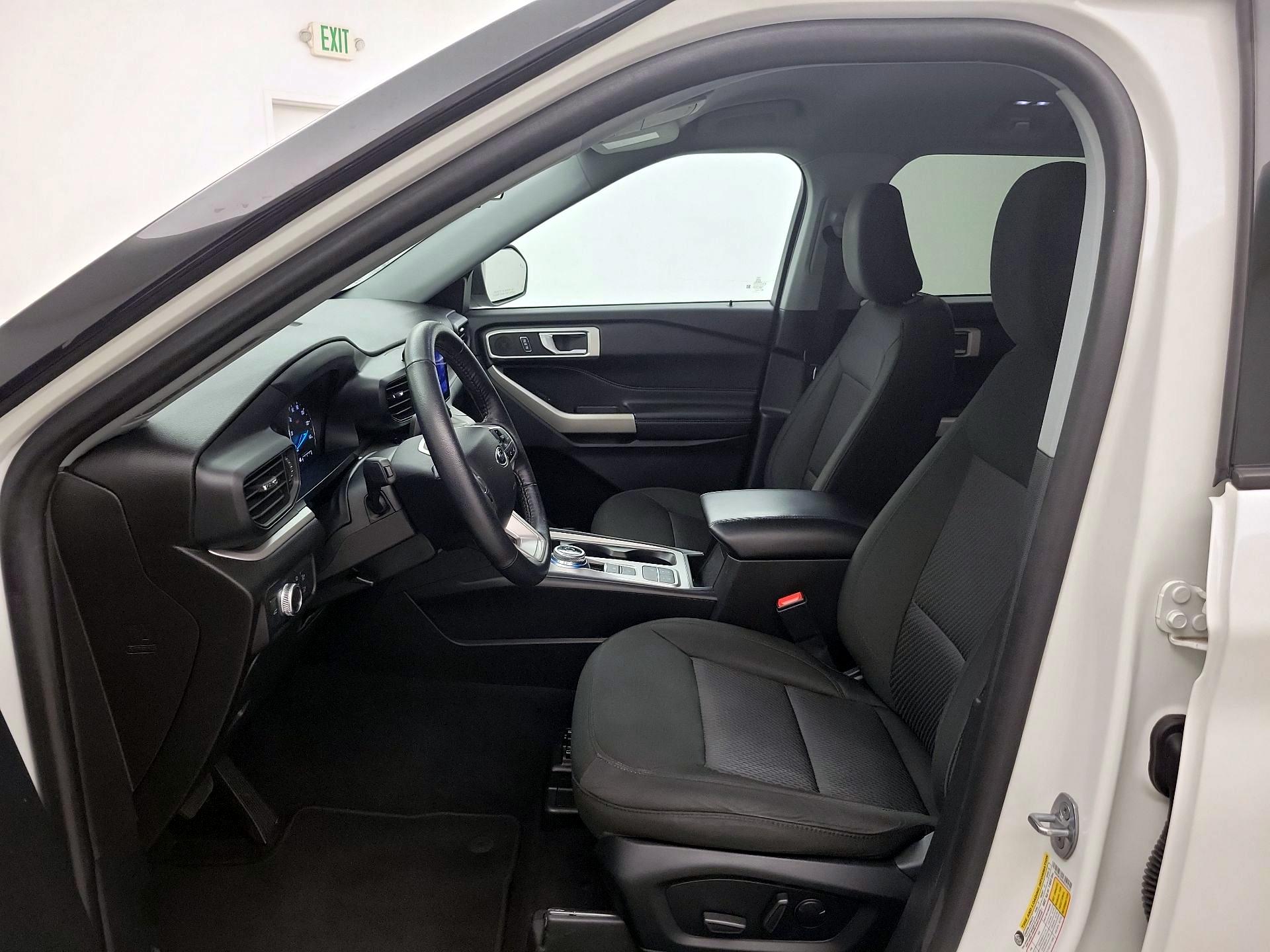 Thumbnail: 2022 Ford Explorer - 11