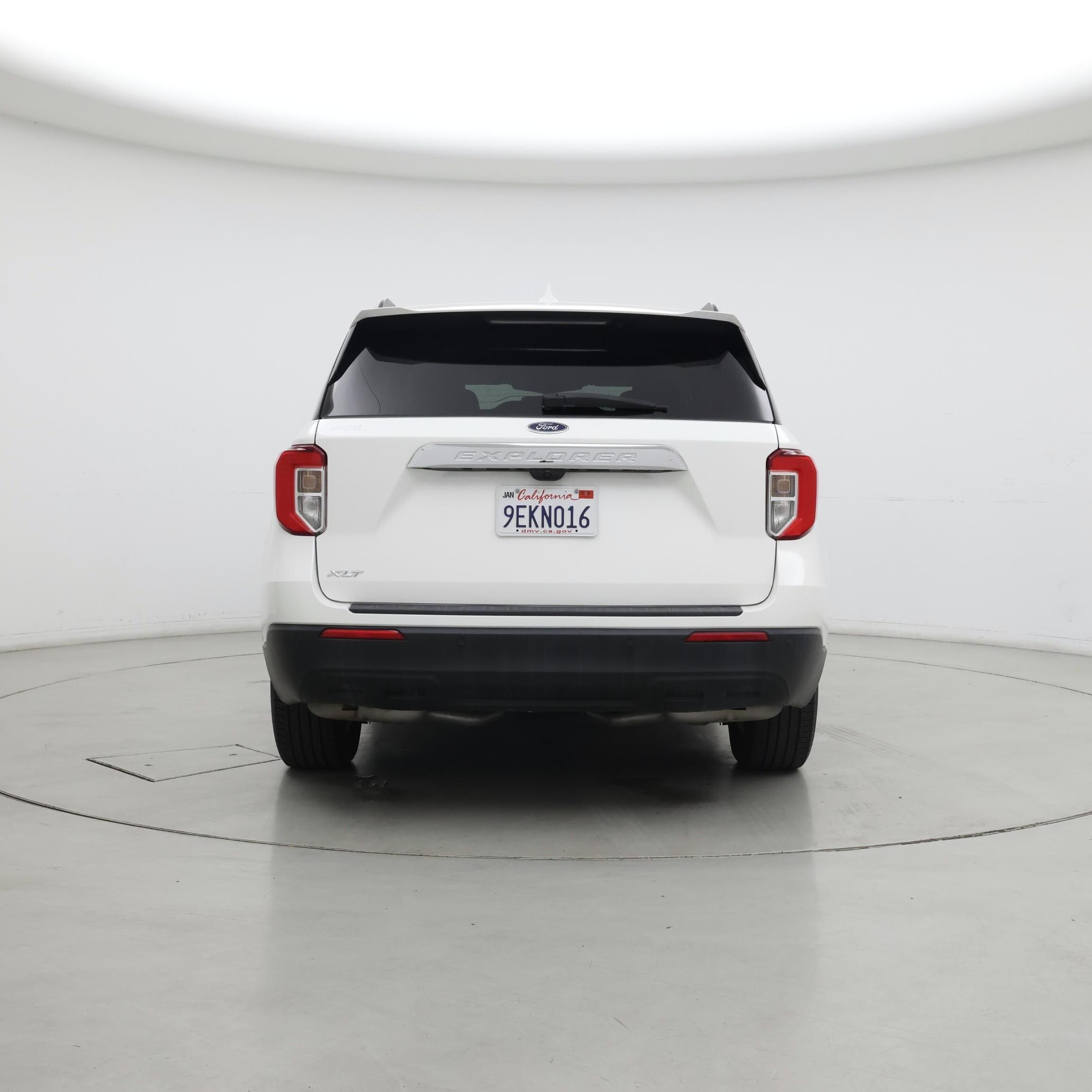 Thumbnail: 2022 Ford Explorer - 6