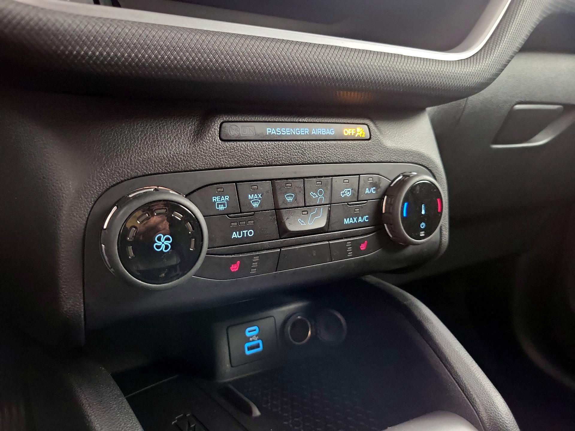 Thumbnail: 2022 Ford Bronco Sport - 16