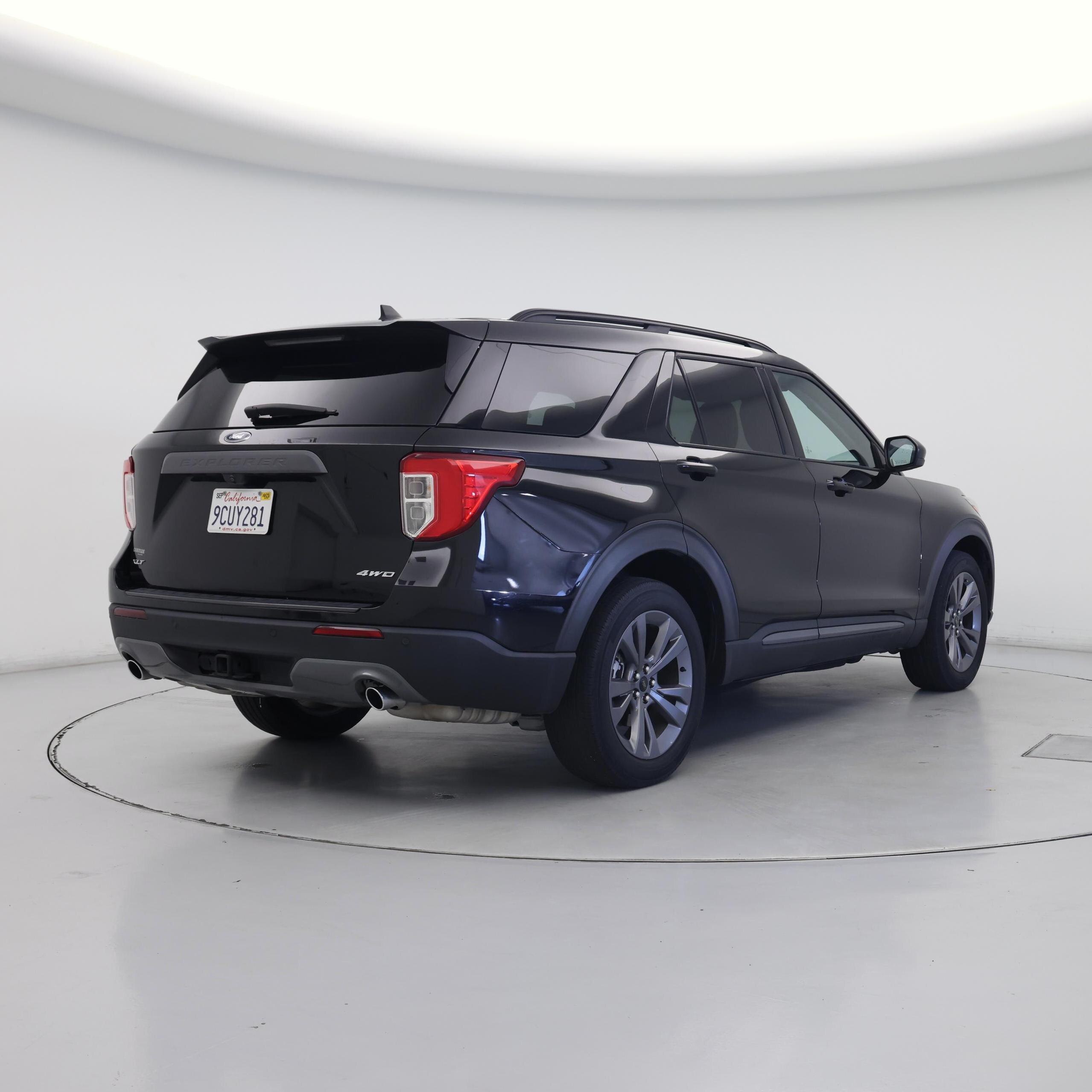 Thumbnail: 2022 Ford Explorer - 8