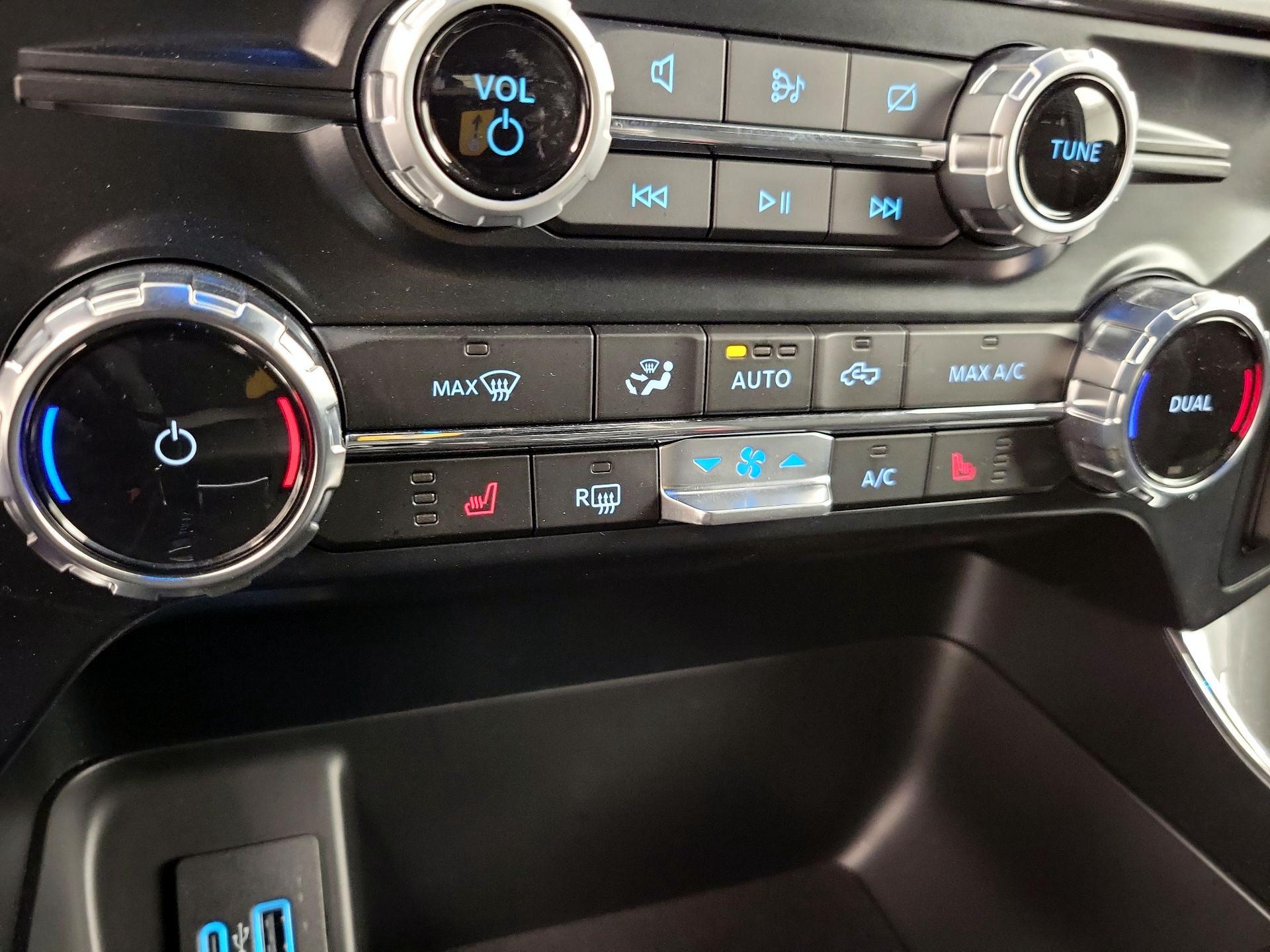 Thumbnail: 2023 Ford F-150 - 17