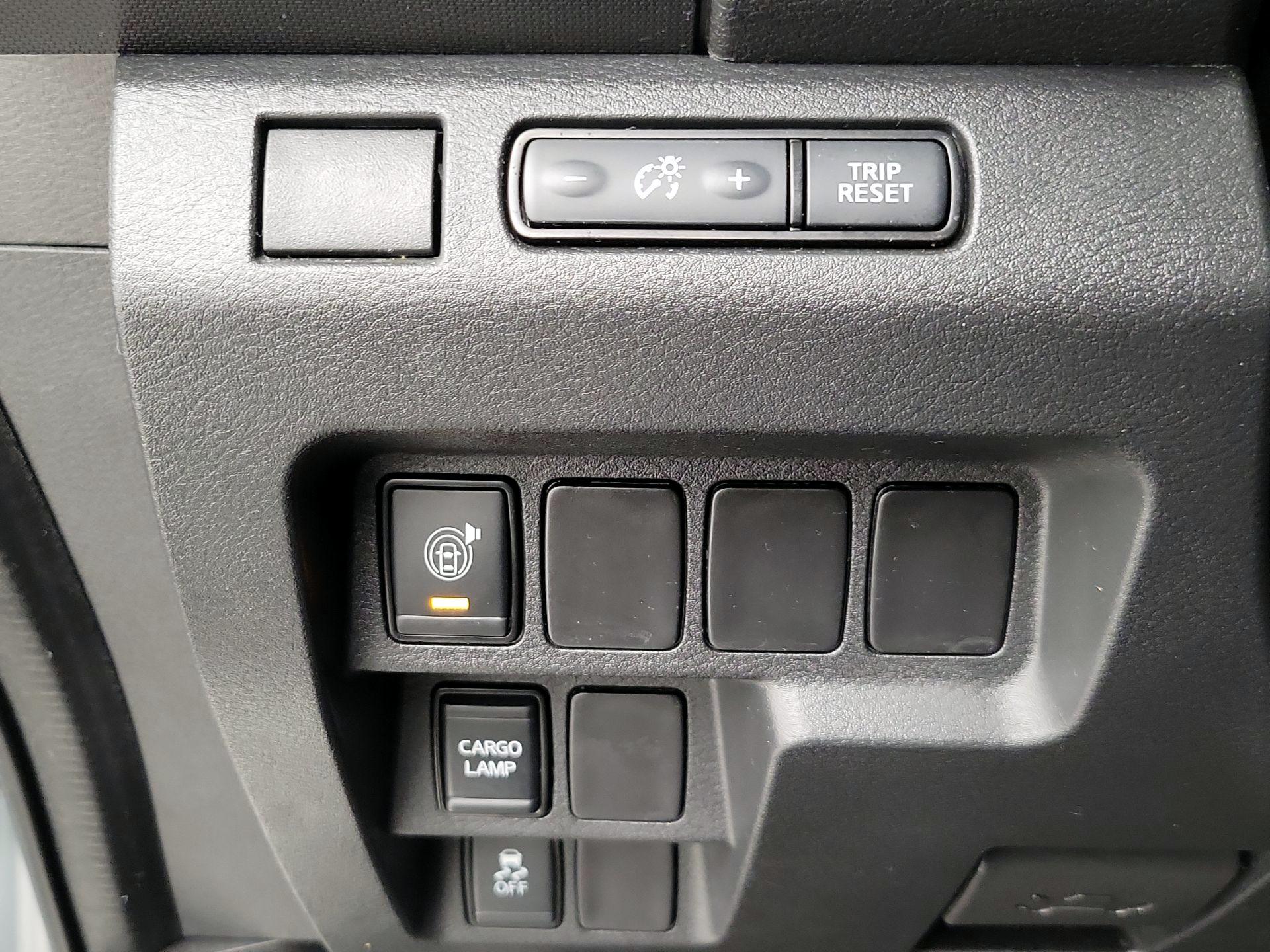 Thumbnail: 2023 Nissan Frontier - 13