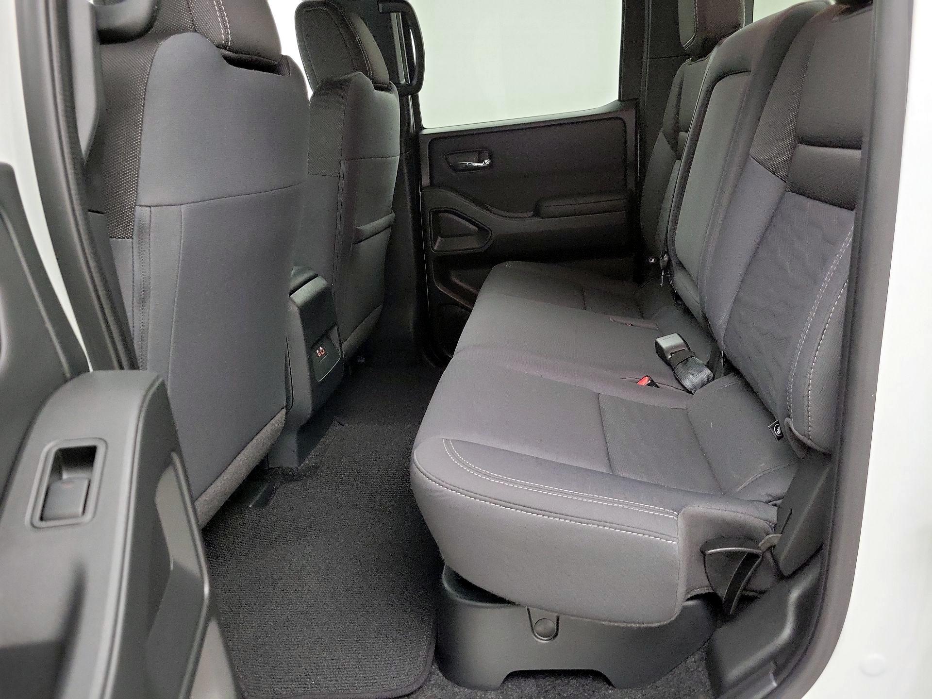 Thumbnail: 2023 Nissan Frontier - 19