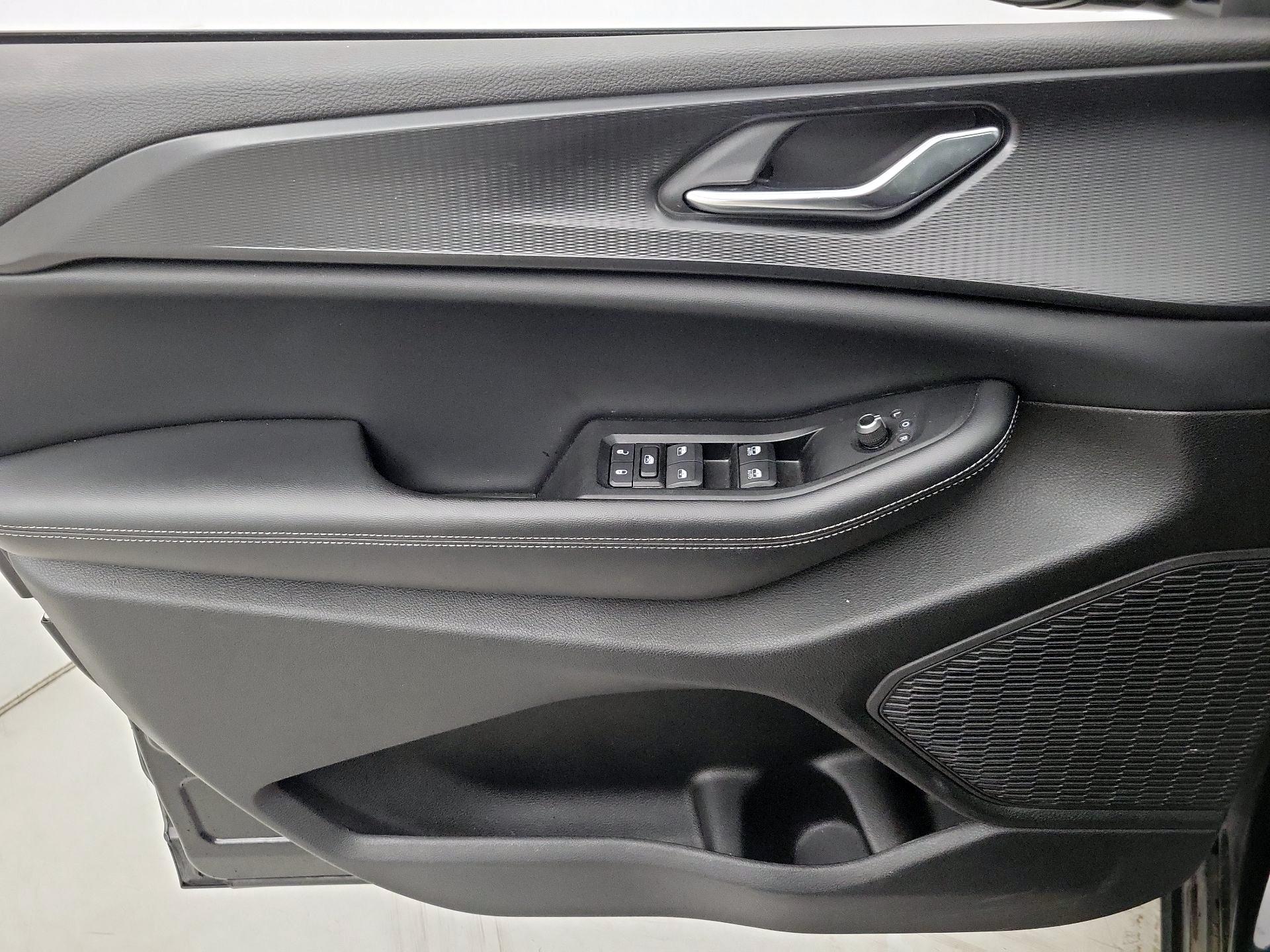 Thumbnail: 2024 Jeep Grand Cherokee - 12