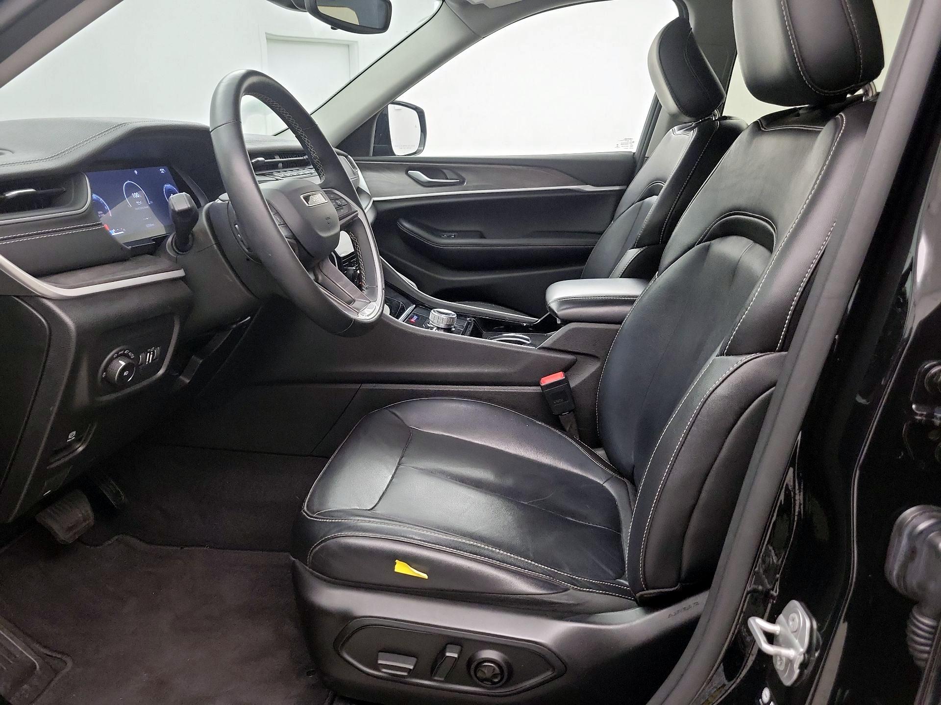 Thumbnail: 2022 Jeep Grand Cherokee L - 11