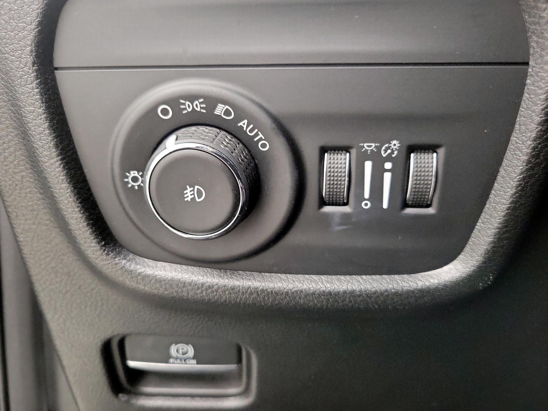 Thumbnail: 2022 Jeep Grand Cherokee L - 13