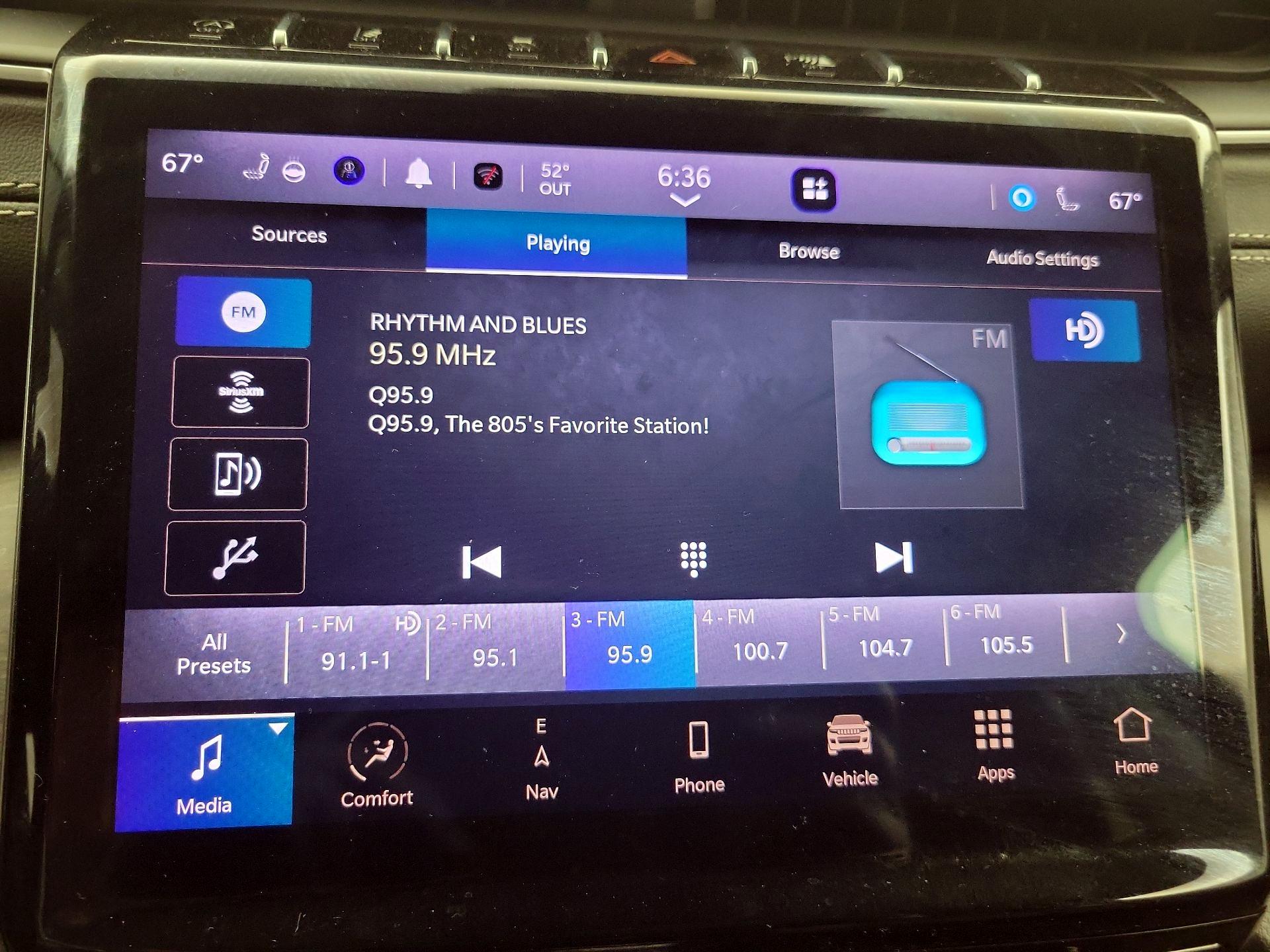 Thumbnail: 2022 Jeep Grand Cherokee L - 16