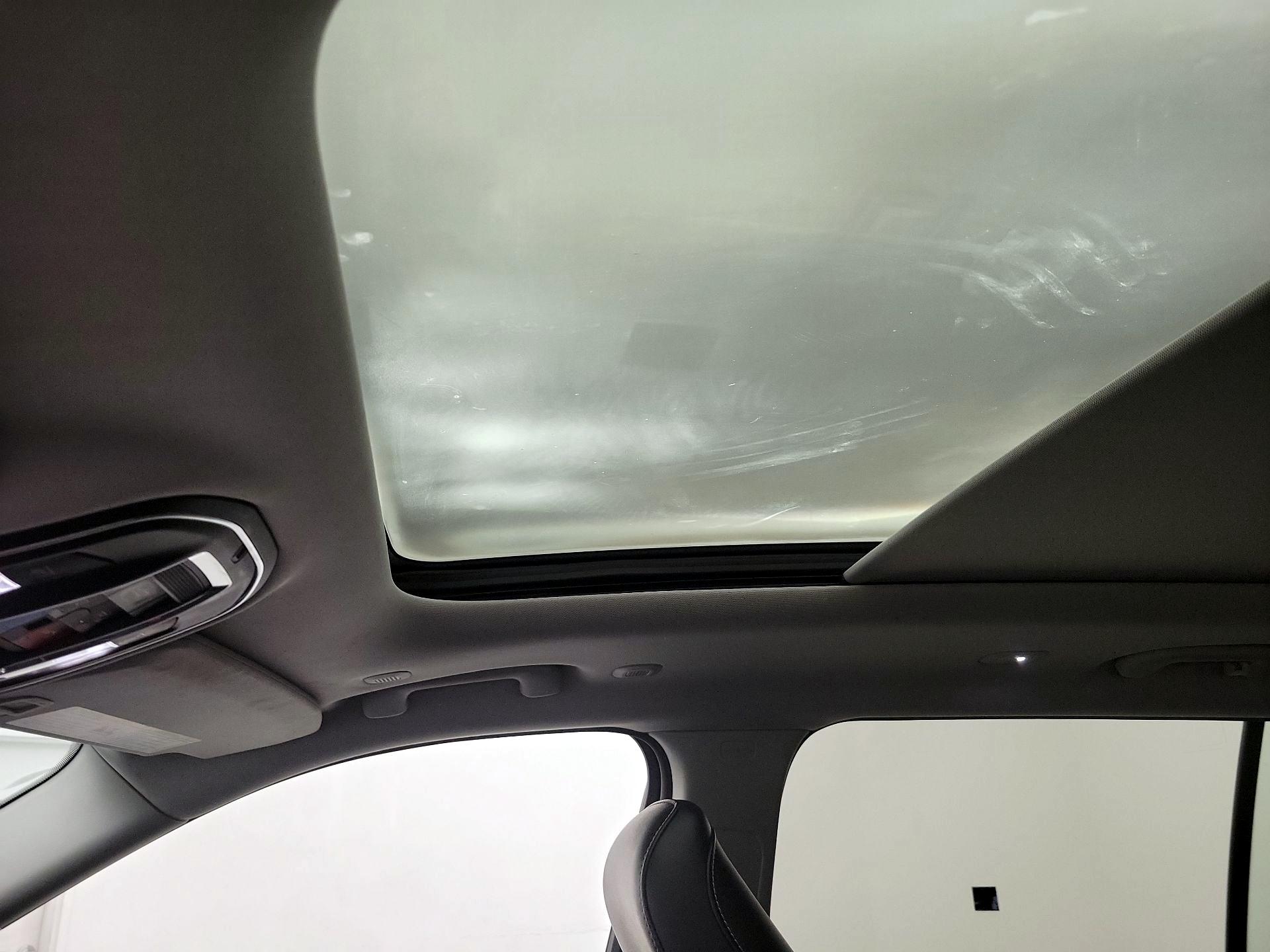 Thumbnail: 2022 Jeep Grand Cherokee L - 20