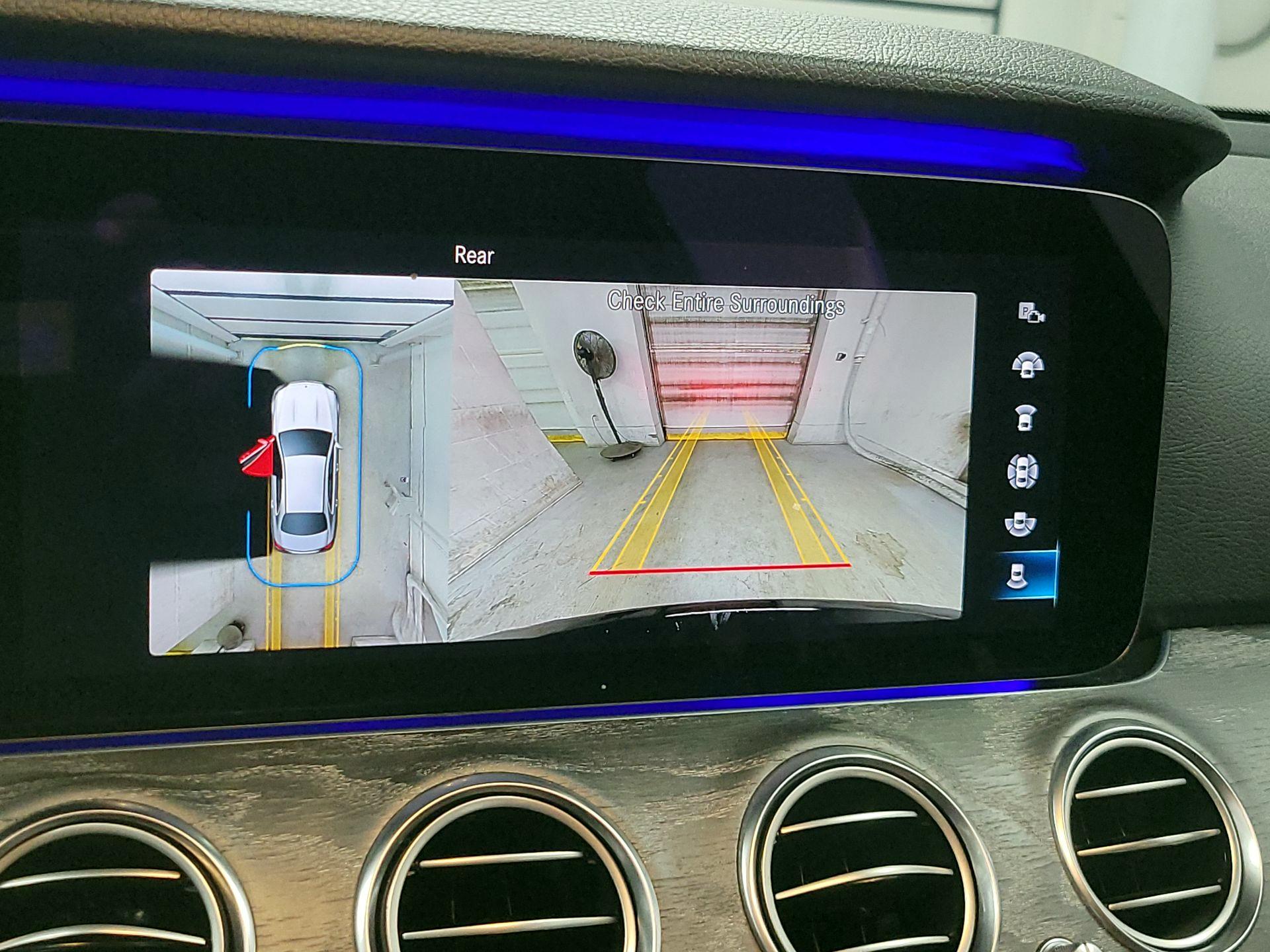 Thumbnail: 2021 Mercedes-Benz E-Class - 13