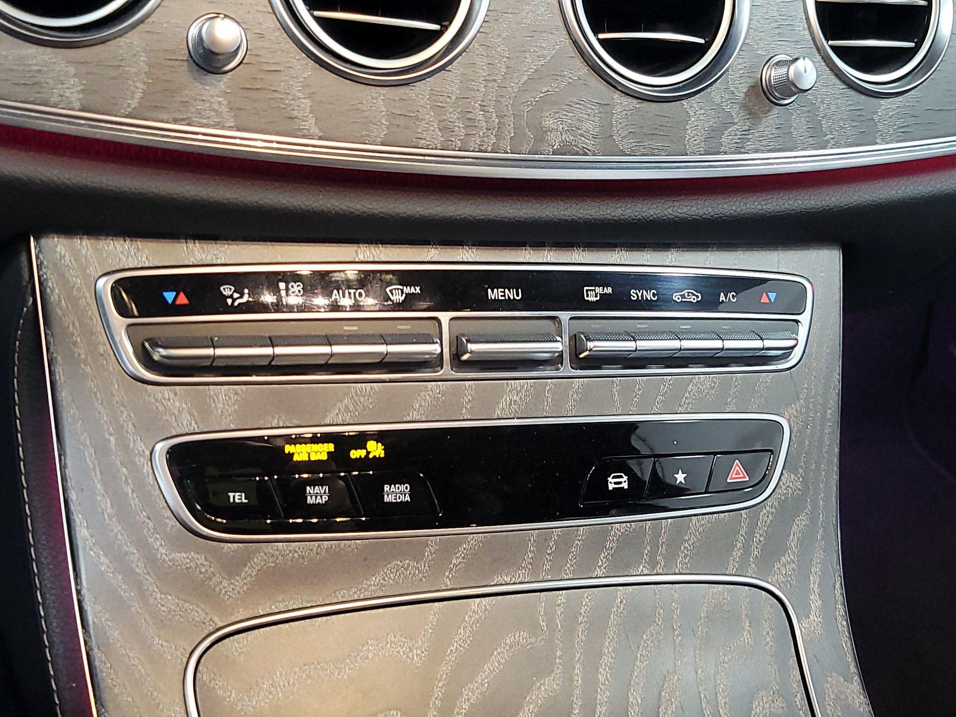 Thumbnail: 2021 Mercedes-Benz E-Class - 15