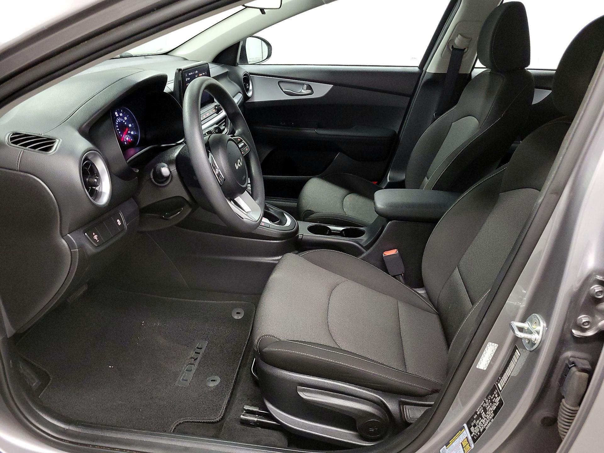 Thumbnail: 2023 Kia Forte - 11