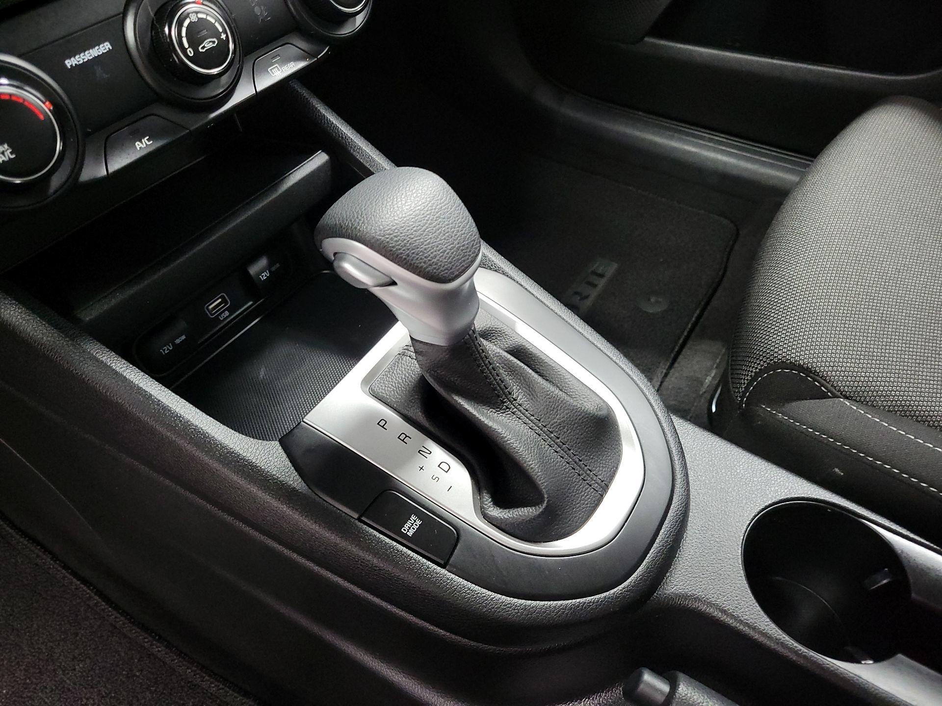 Thumbnail: 2023 Kia Forte - 17