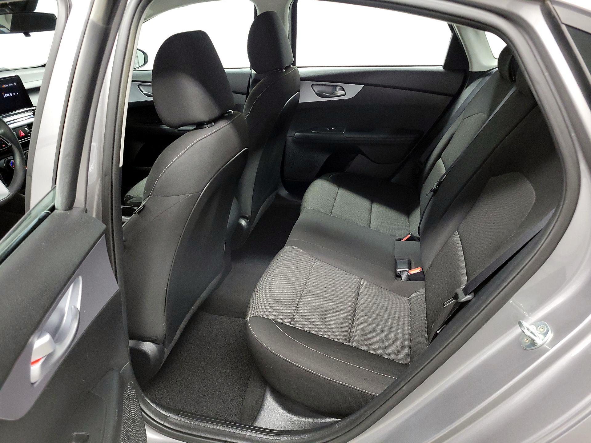 Thumbnail: 2023 Kia Forte - 19