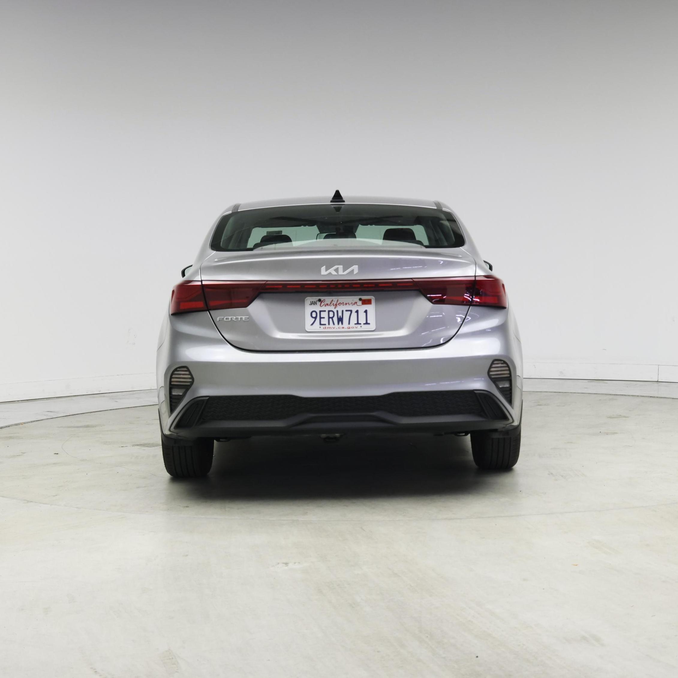 Thumbnail: 2023 Kia Forte - 6