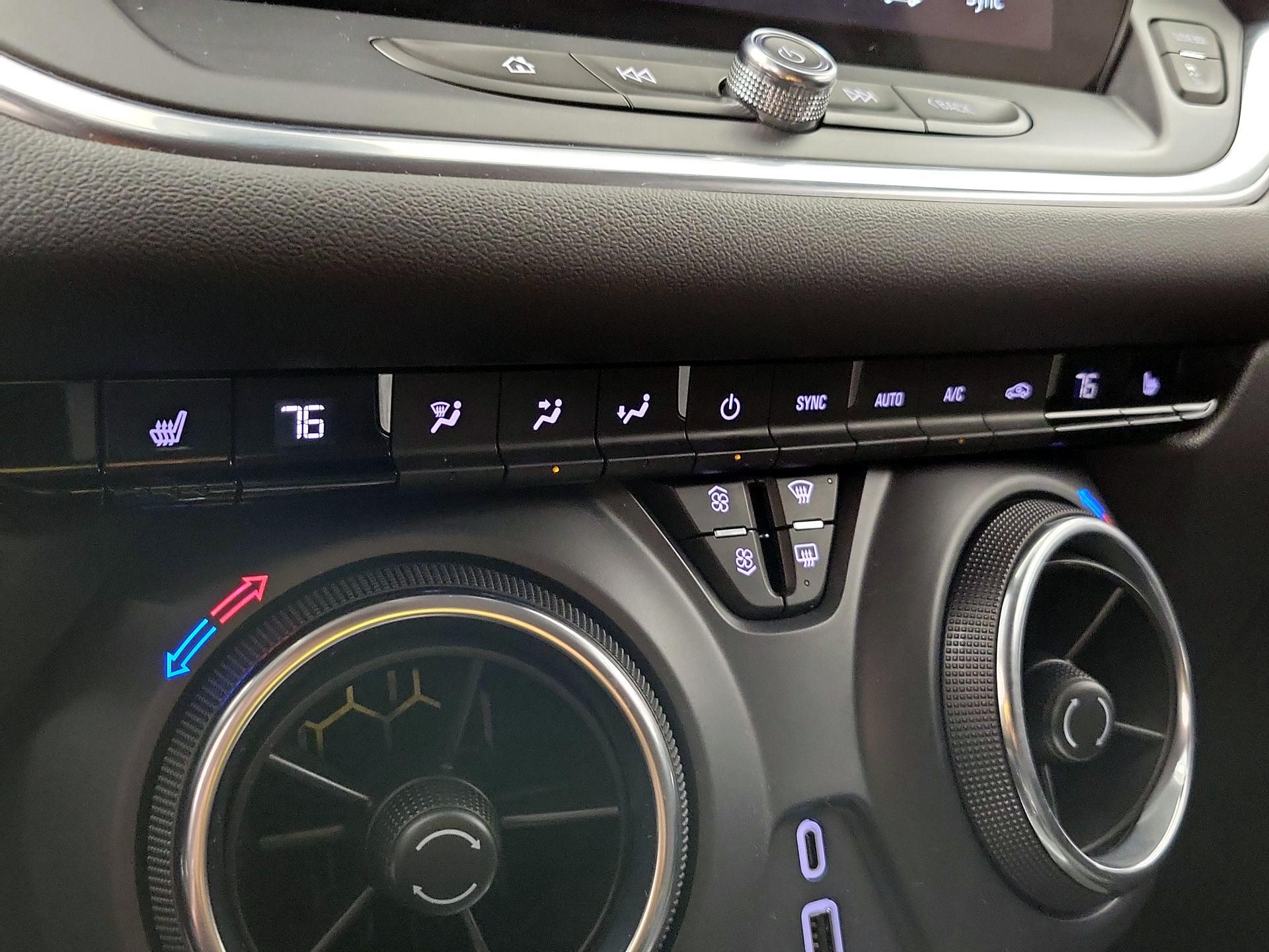 Thumbnail: 2023 Chevrolet Blazer - 16