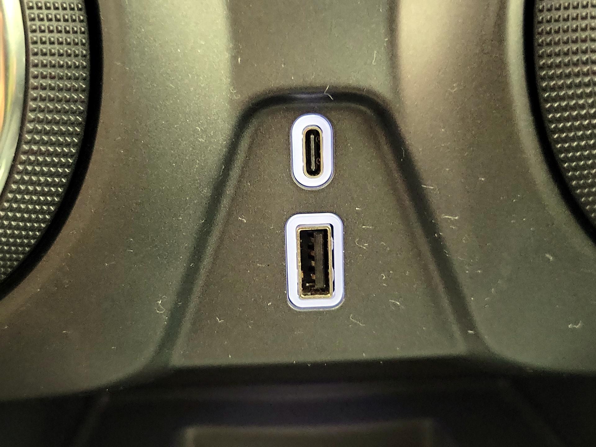 Thumbnail: 2023 Chevrolet Blazer - 18