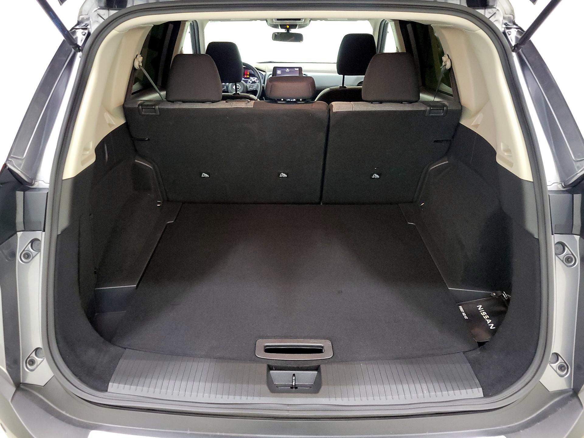 Thumbnail: 2023 Nissan Rogue - 20