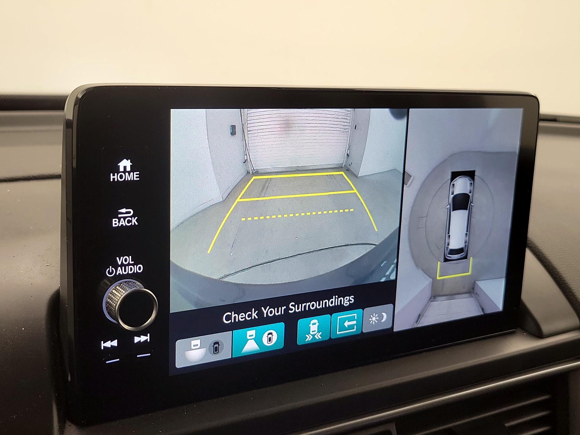 Thumbnail: 2023 Honda Pilot - 15