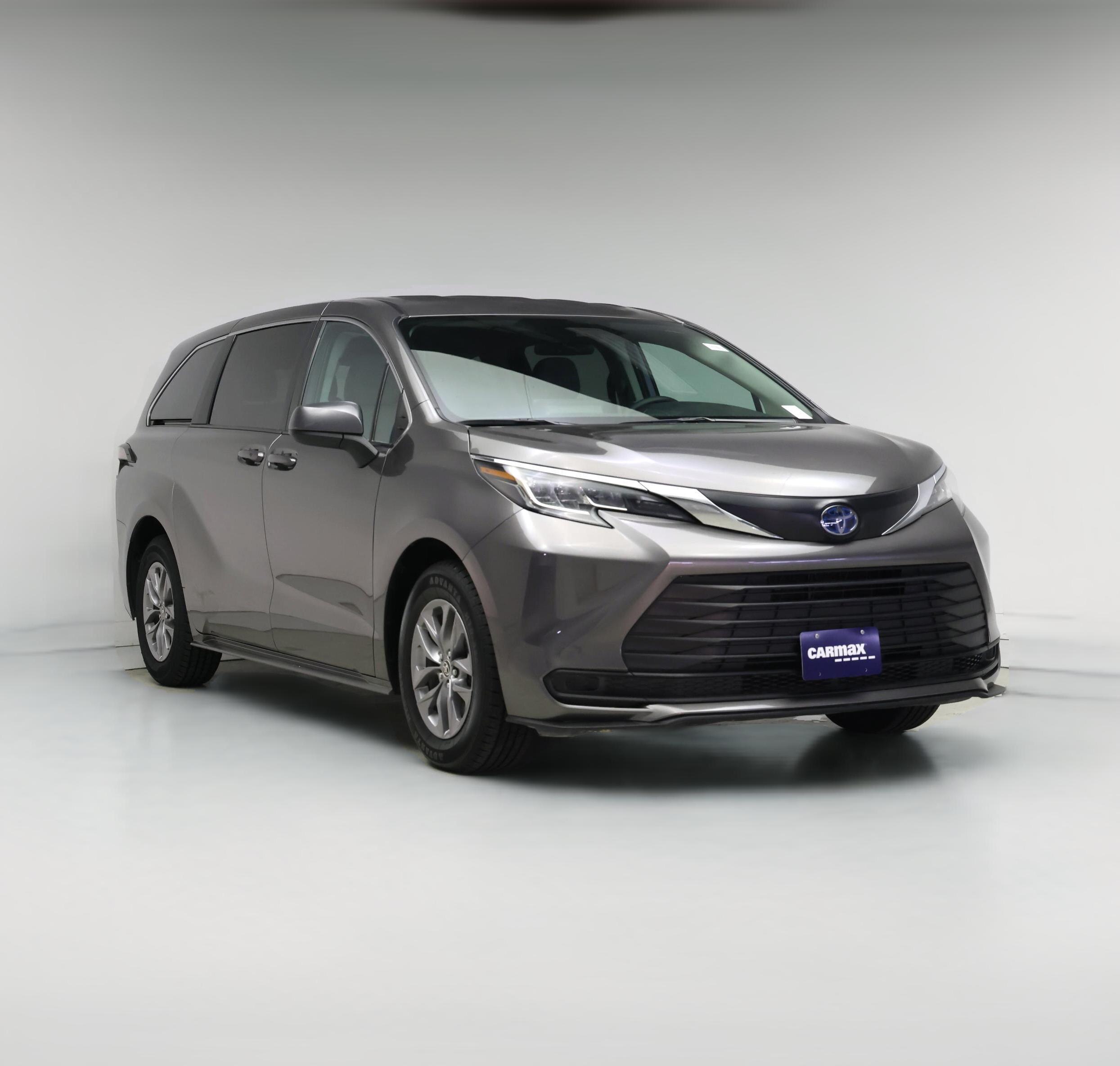 Thumbnail: 2023 Toyota Sienna - 1
