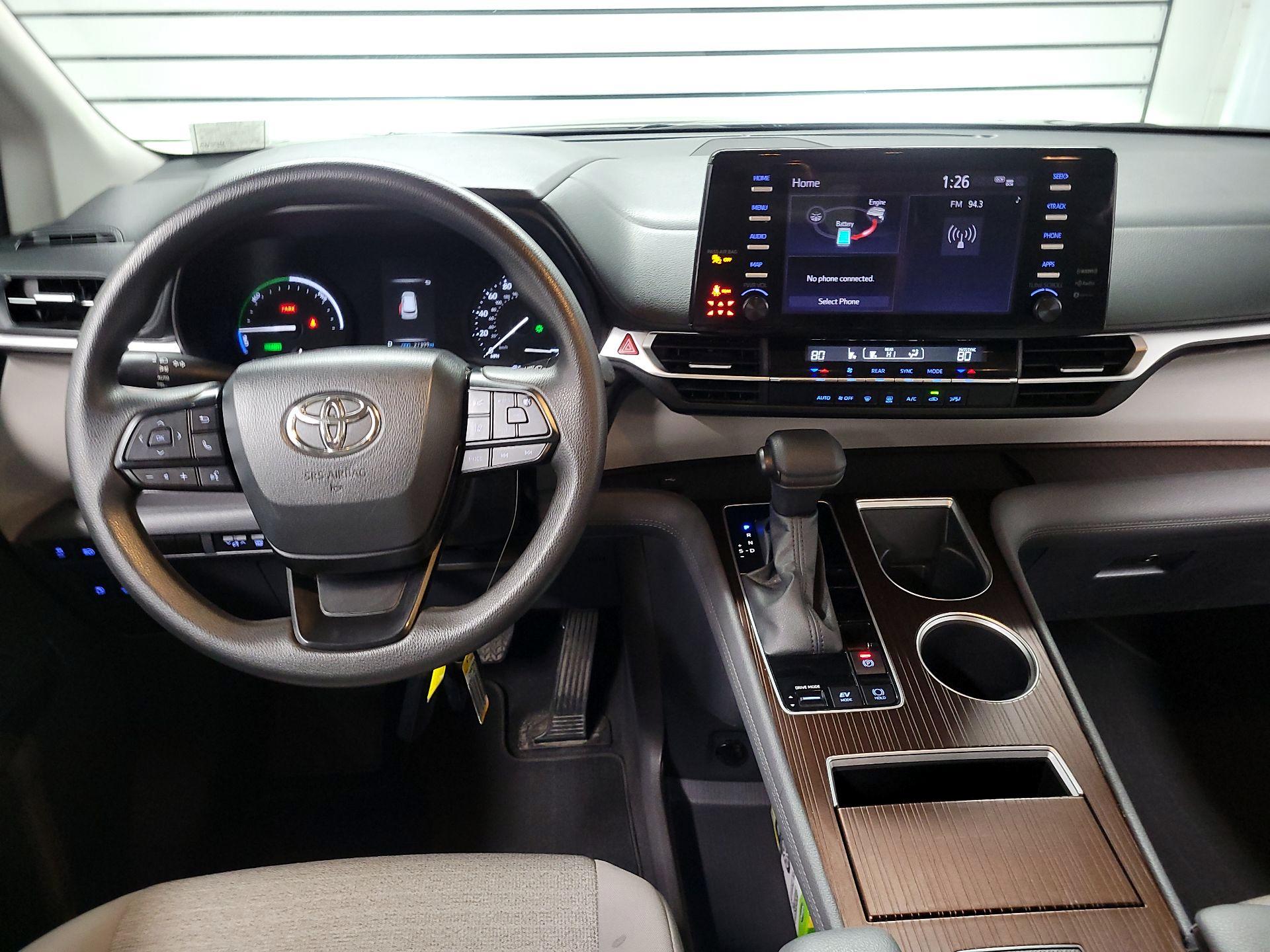 Thumbnail: 2023 Toyota Sienna - 9