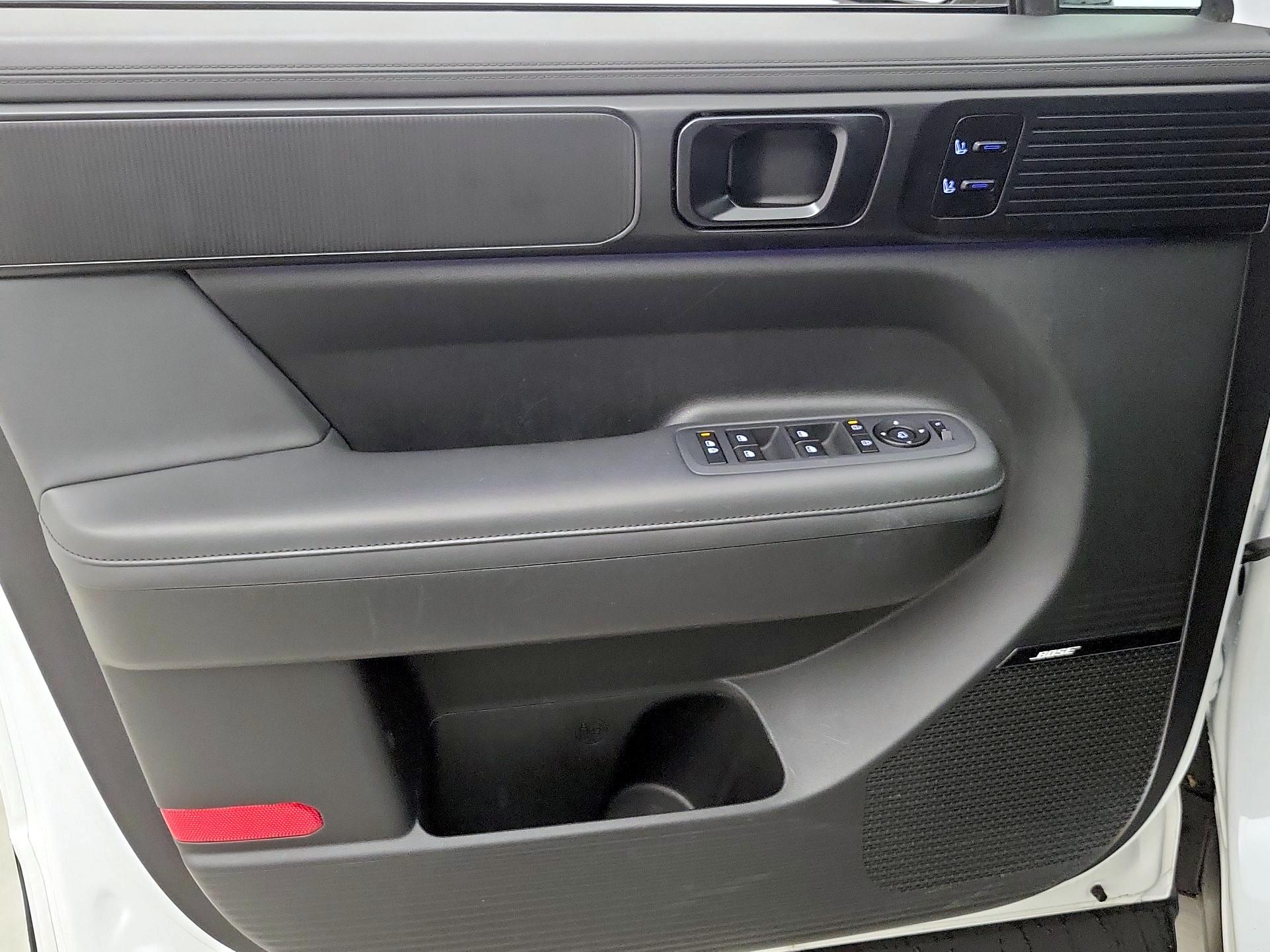 Thumbnail: 2024 Hyundai Santa Fe - 12