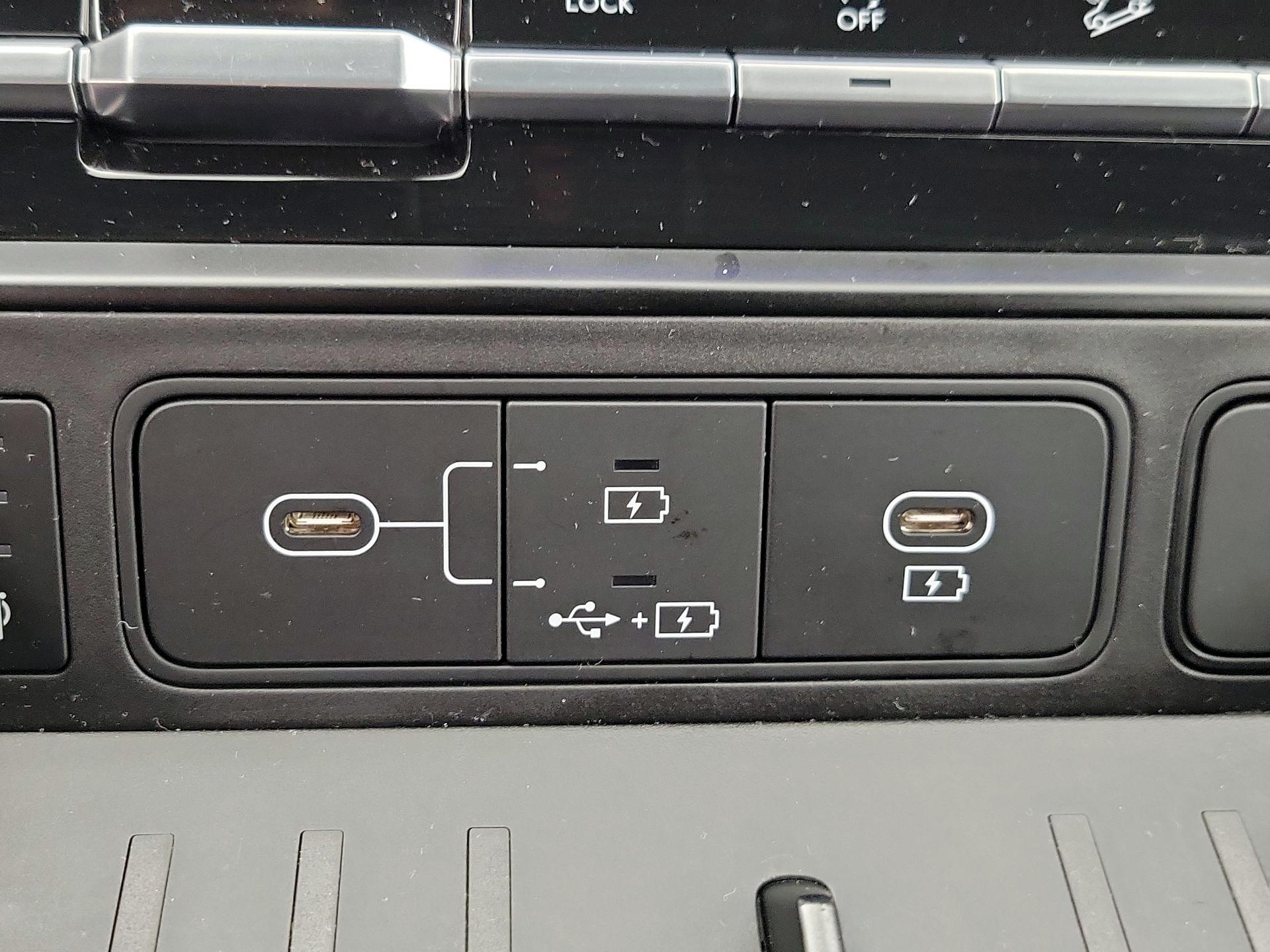 Thumbnail: 2024 Hyundai Santa Fe - 19