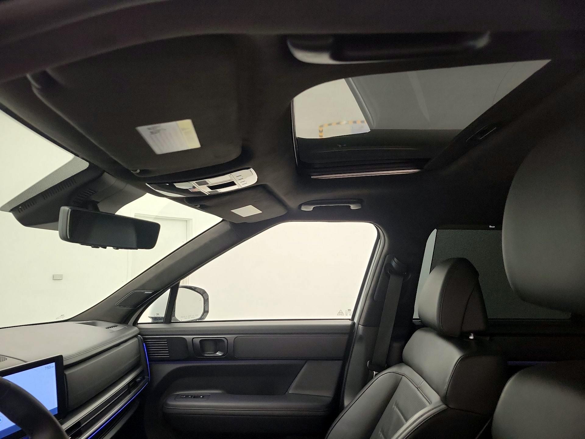 Thumbnail: 2024 Hyundai Santa Fe - 20